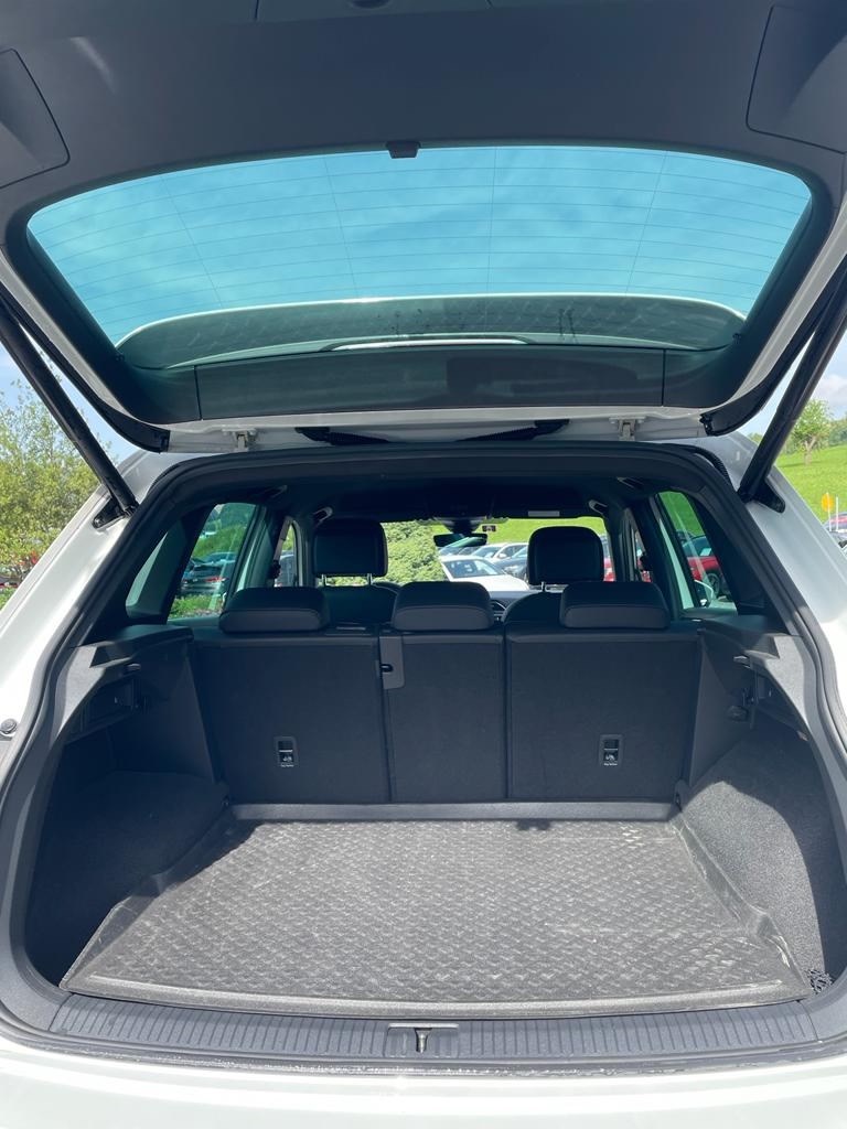 VW Tiguan 2.0 TDI SCR Sound 4Motion DSG-image-11