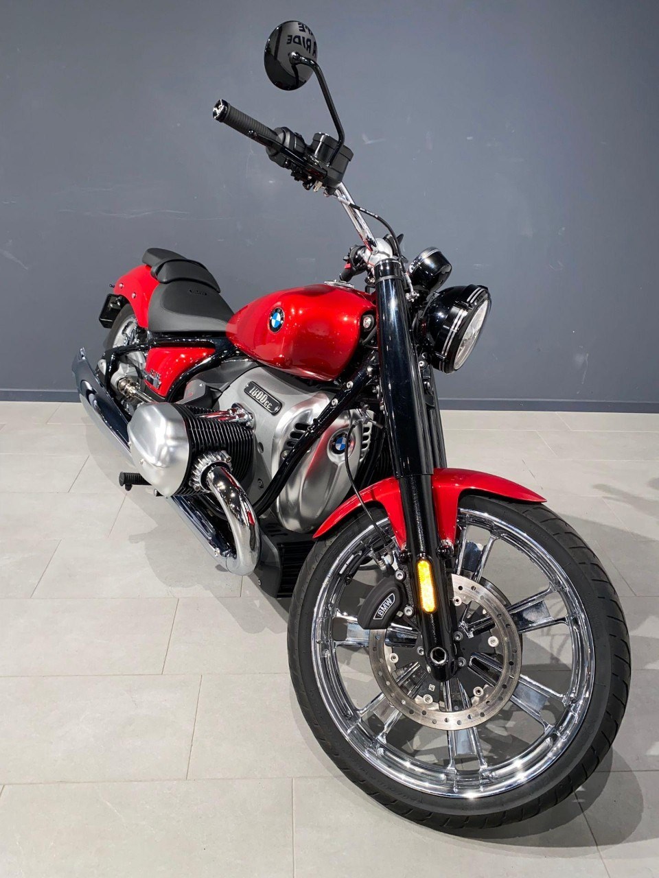 BMW R 18-showroom-element-2