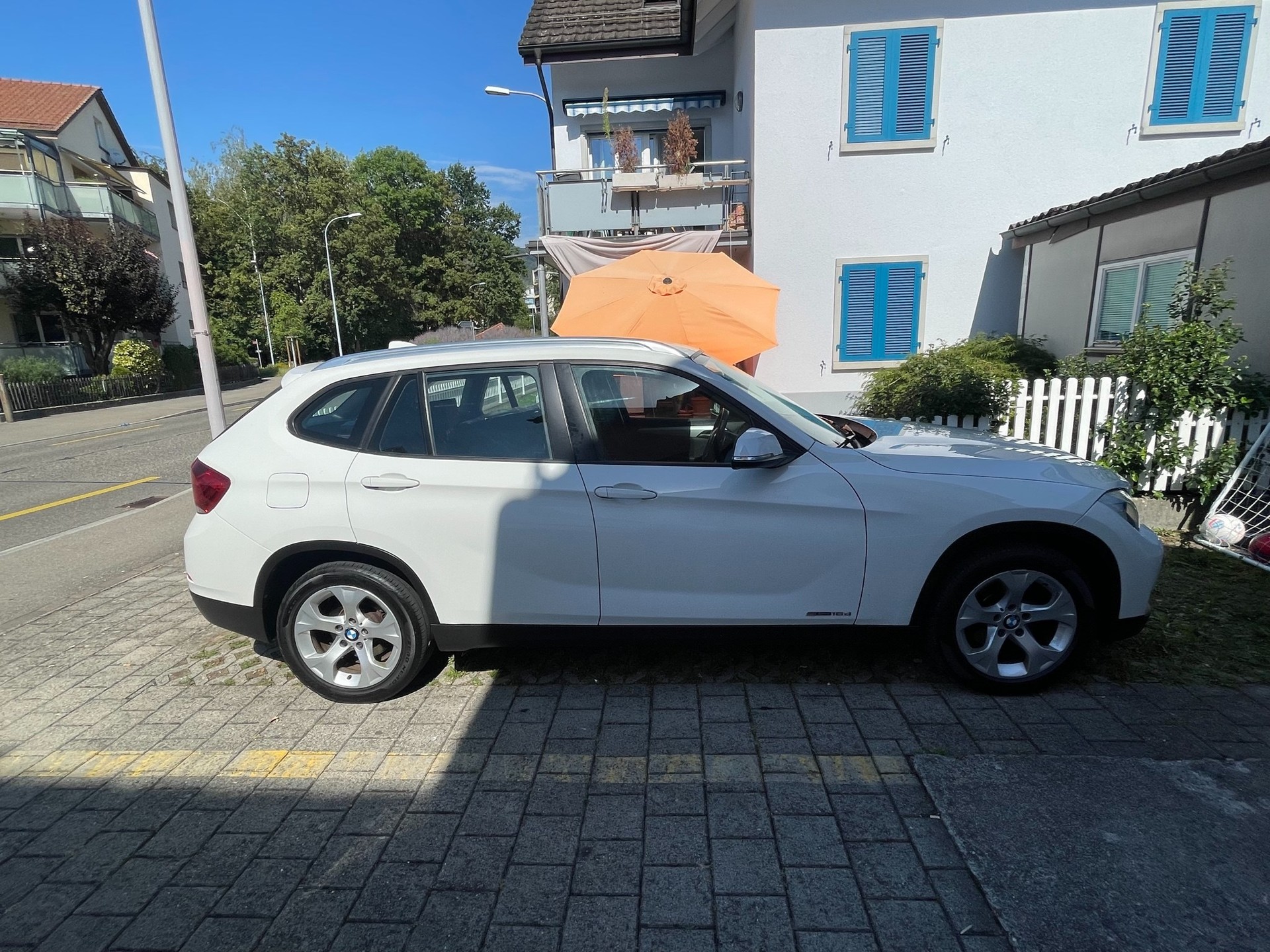 BMW X1 sDrive 18d Steptronic-image-11