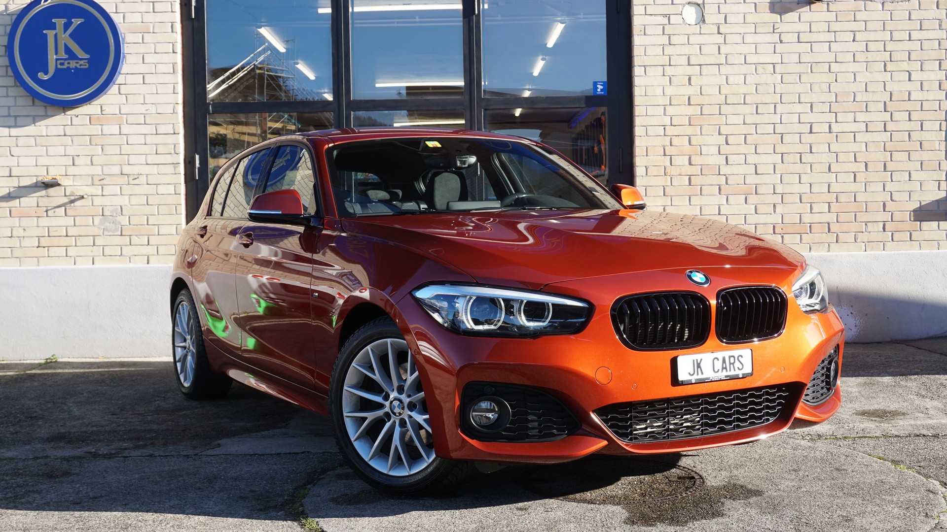 BMW 120d xDrive Steptronic-image-0