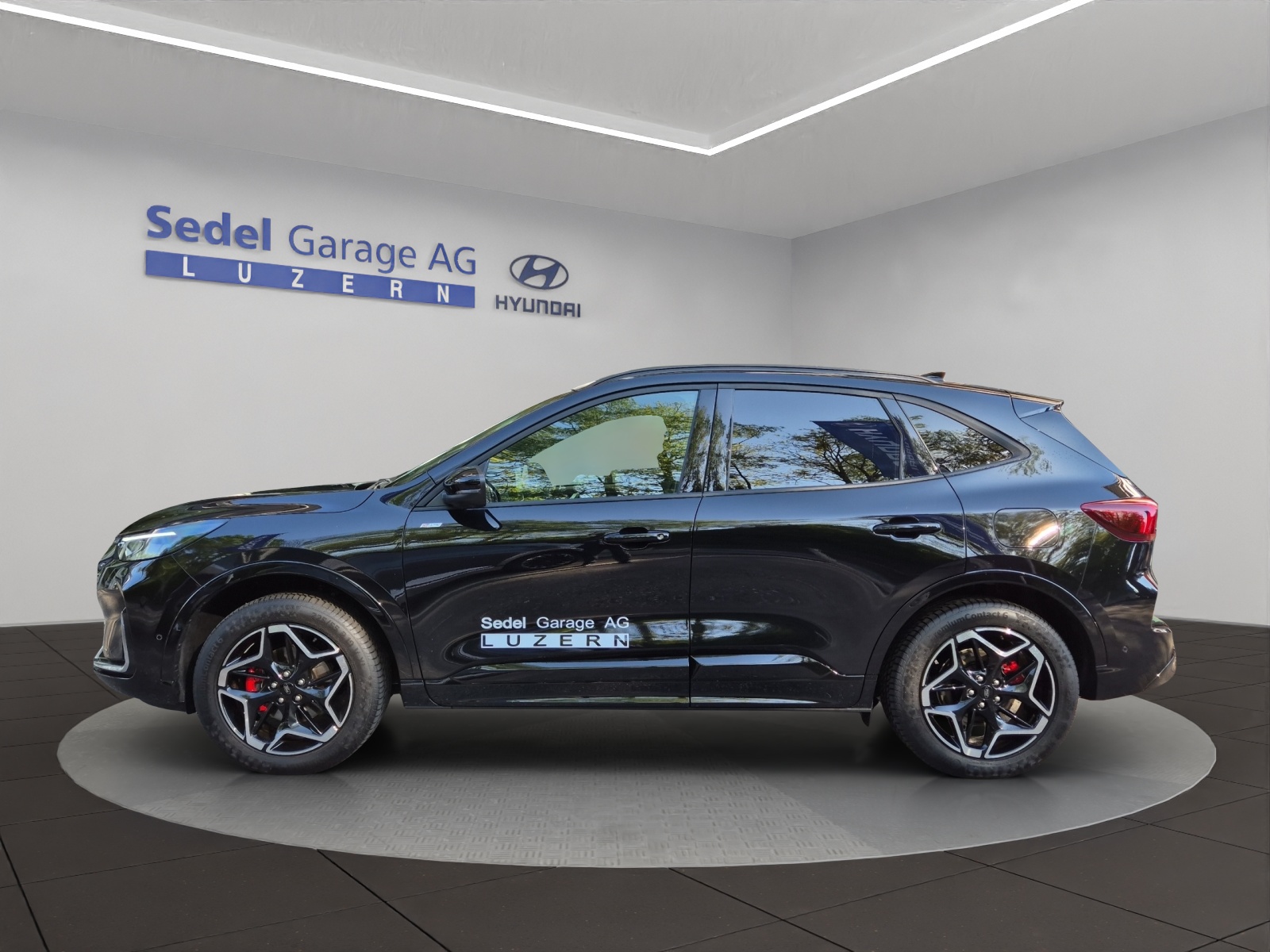 FORD Kuga 2.5 Hybrid ST-Line X 4x4-image-2