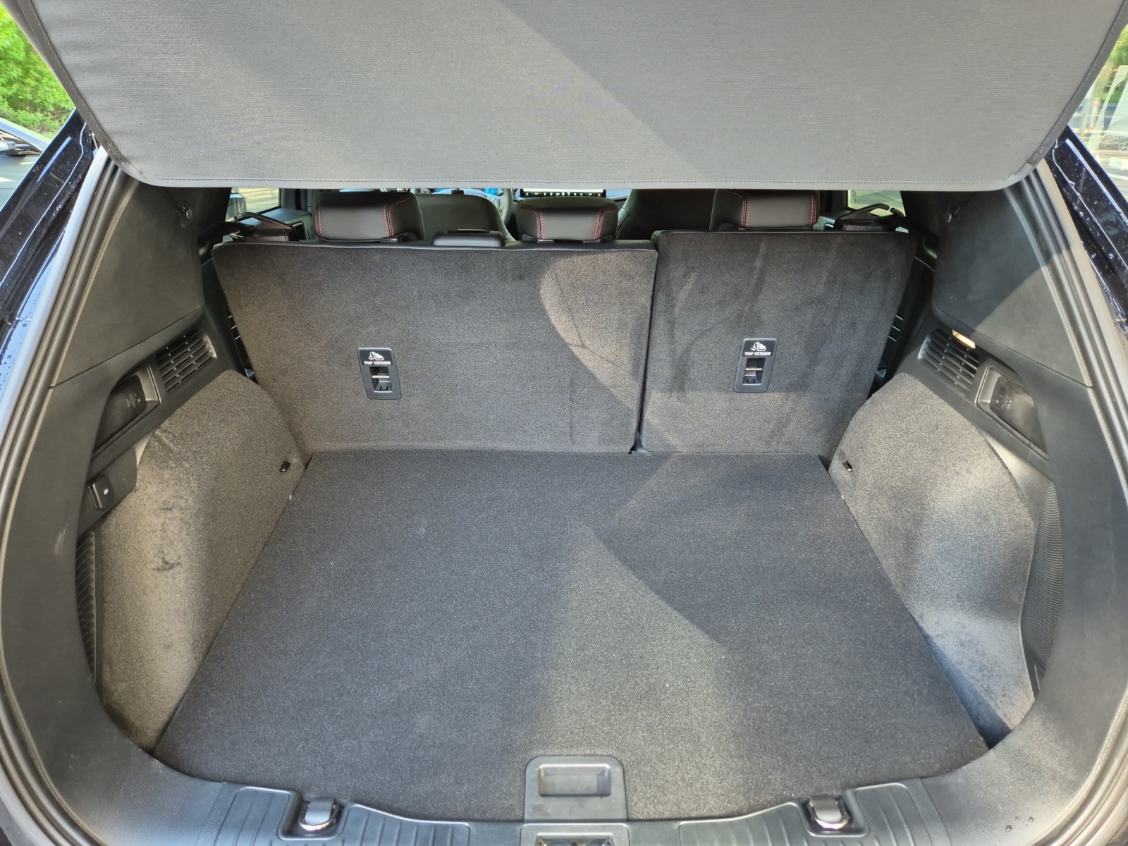 FORD Kuga 2.5 Hybrid ST-Line X 4x4-image-9