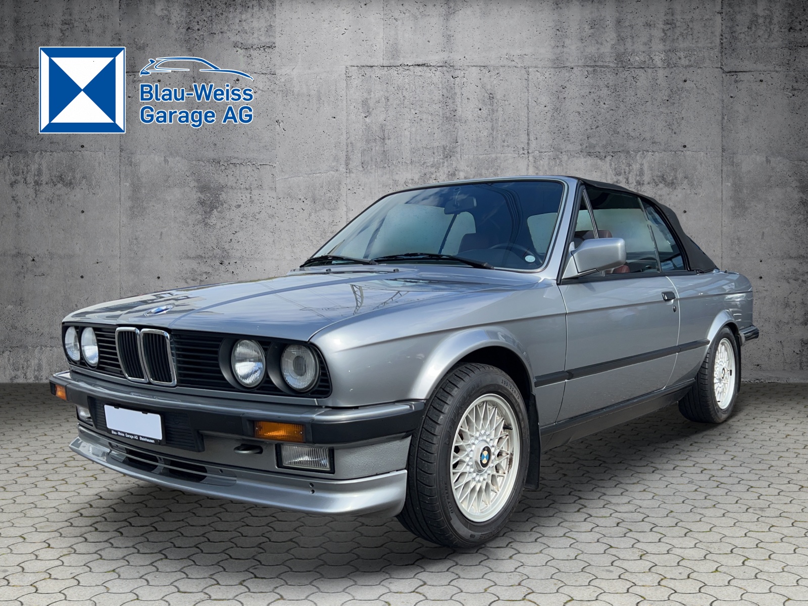 BMW 325i Cabrio-image-7