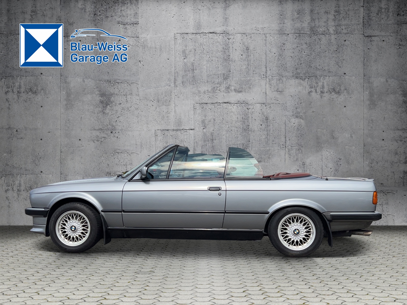 BMW 325i Cabrio-image-6
