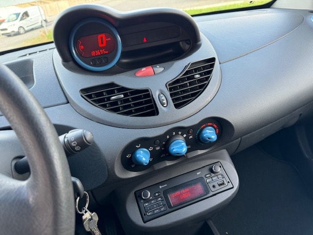 RENAULT Twingo 1.2 16V Dynamique-image-8