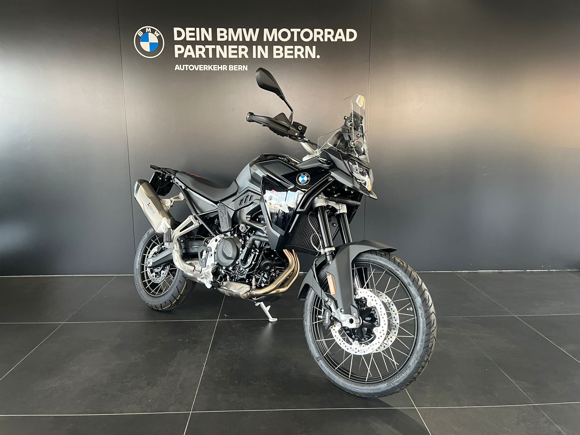 BMW F 900 GS-showroom-element-2