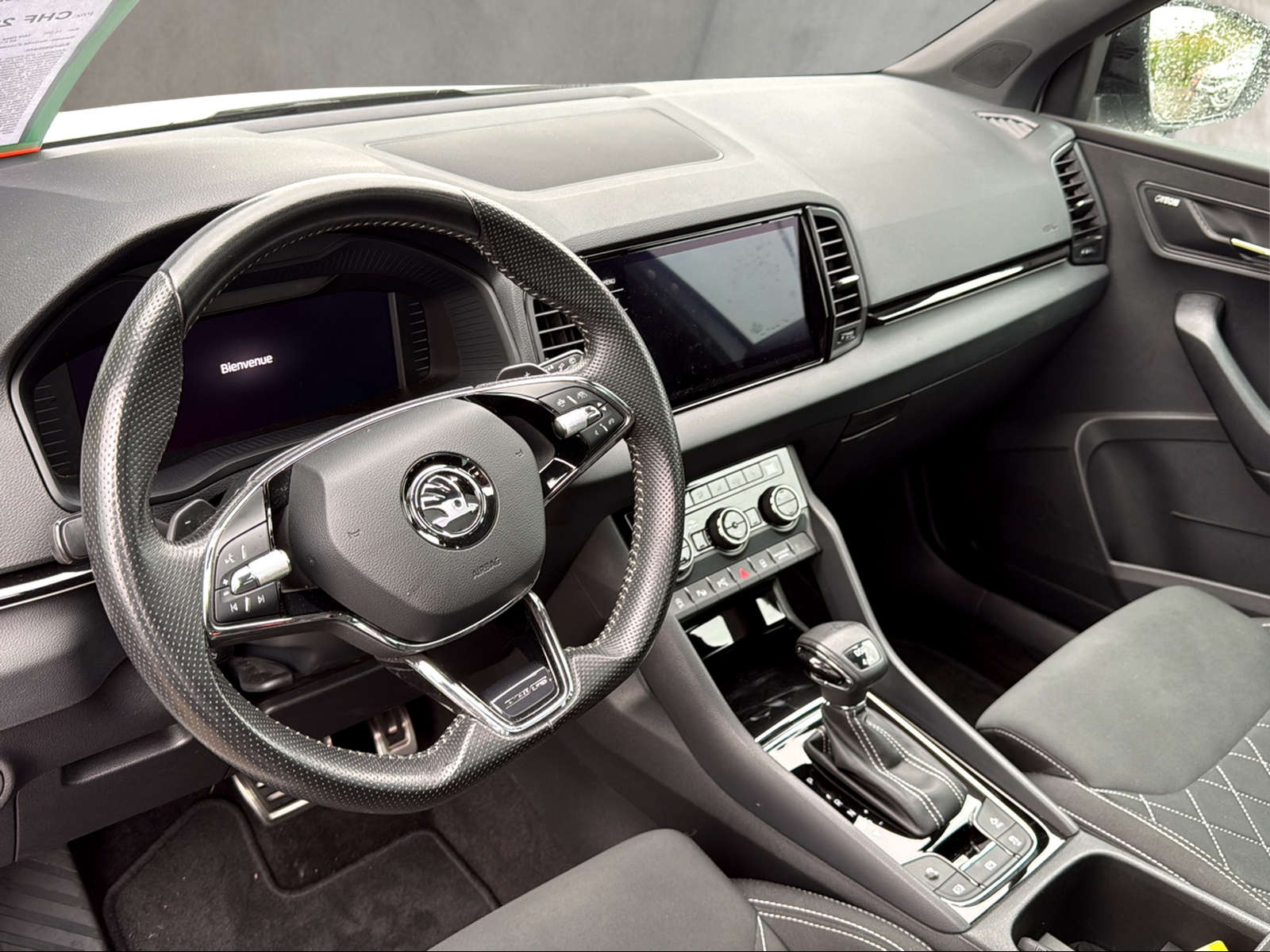SKODA Karoq 2.0 TSI SportLine 4x4 DSG-image-6