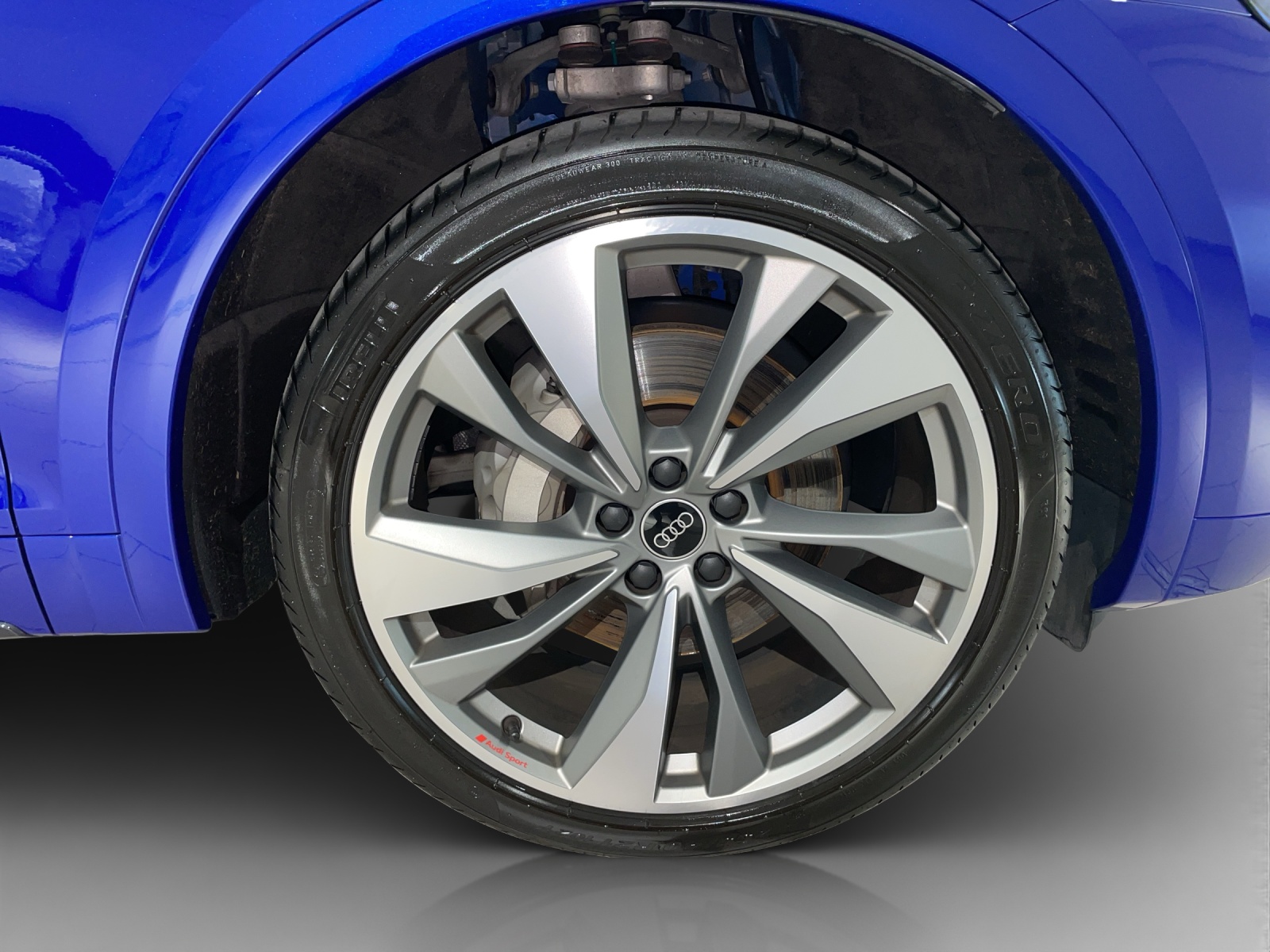 AUDI Q5 Sportback 55 TFSI e PHEV S line quattro S-tronic-image-14