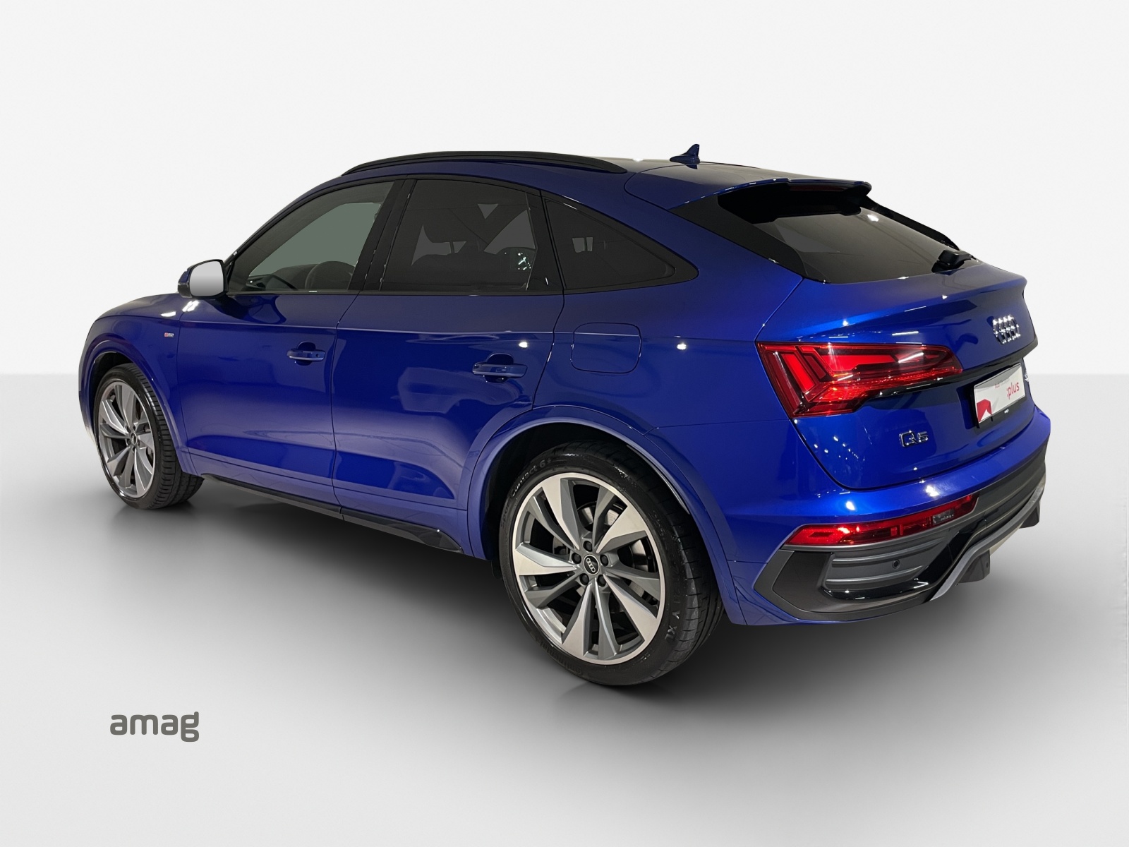AUDI Q5 Sportback 55 TFSI e PHEV S line quattro S-tronic-image-2