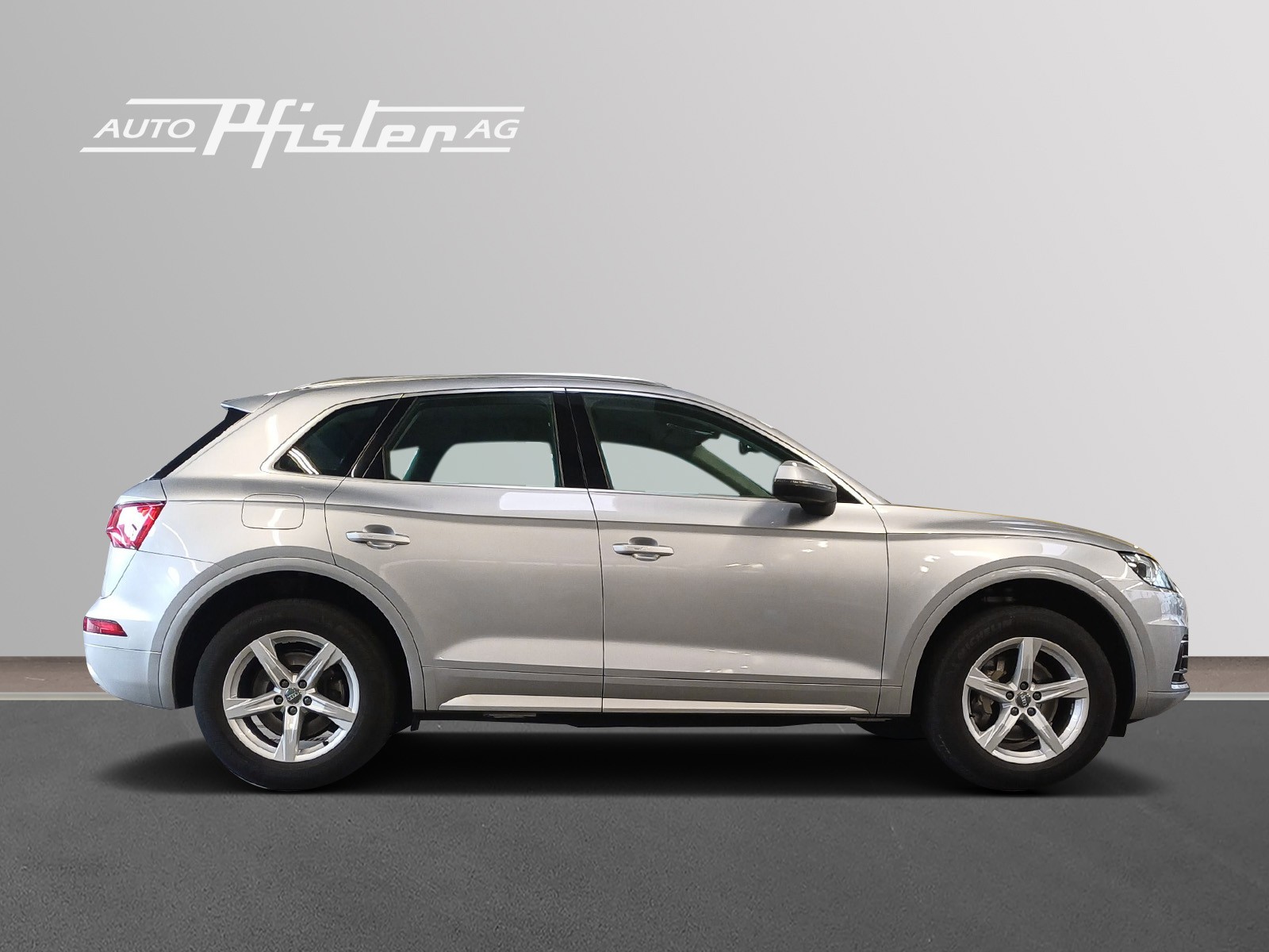 AUDI Q5 2.0 45 TFSI Sport qu. S-Tronic-image-2