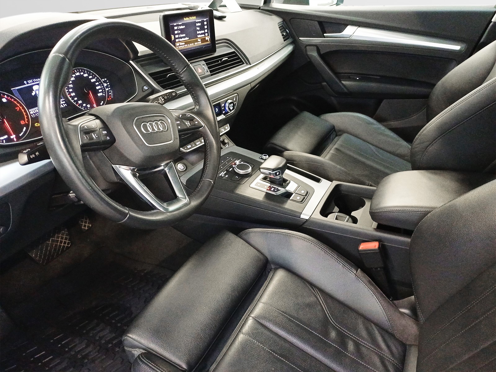 AUDI Q5 2.0 45 TFSI Sport qu. S-Tronic-image-6