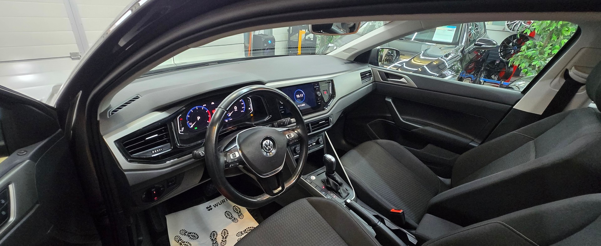 VW Polo 1.0 TSI BMT Comfortline DSG-image-28