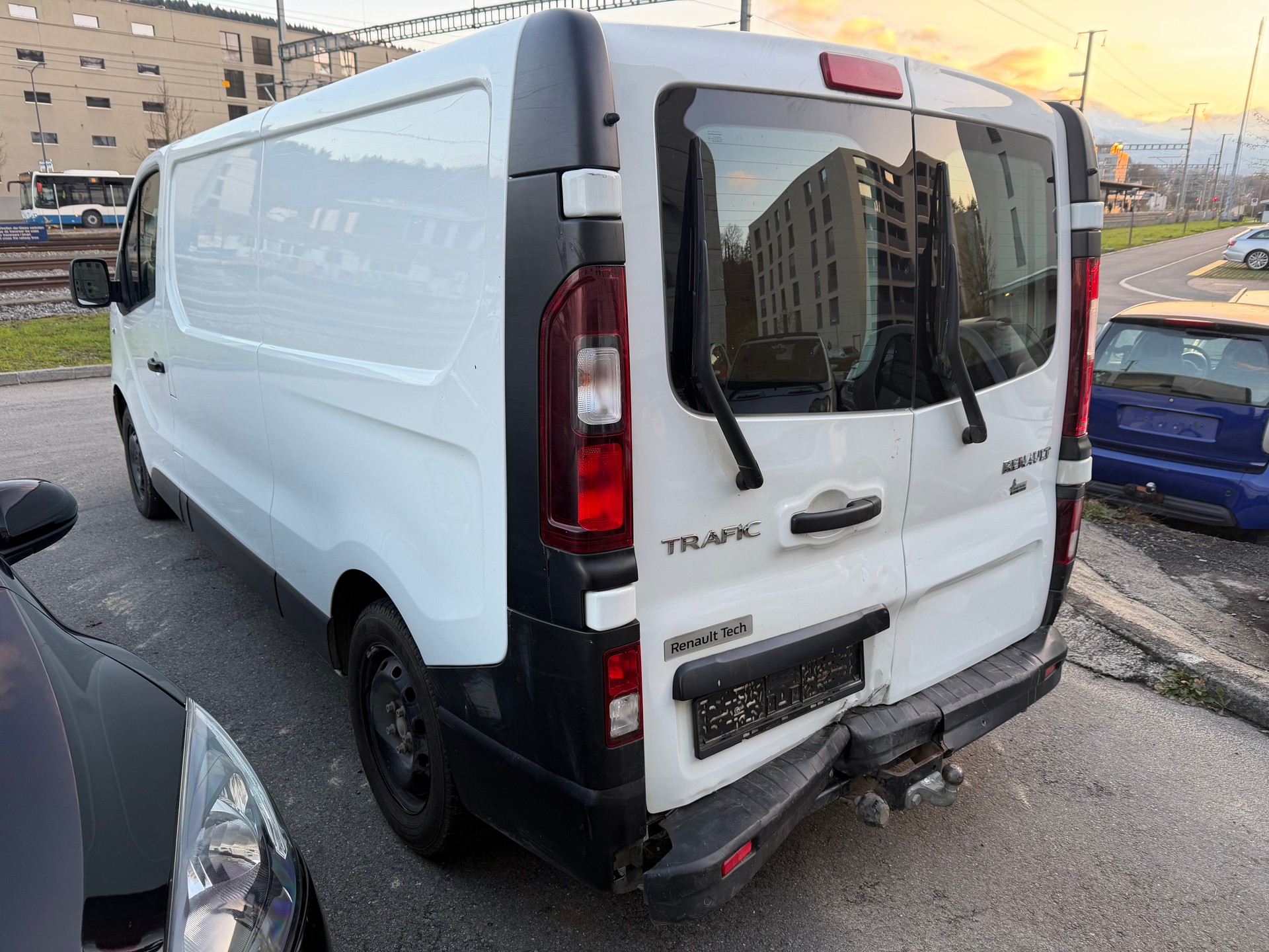RENAULT Trafic 1.6 dCi 120 2.9t Business L2H1-image-5