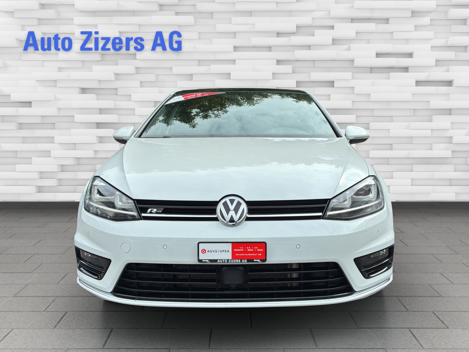 VW Golf 2.0 TDI Lounge R-Line 4Motion-image-1