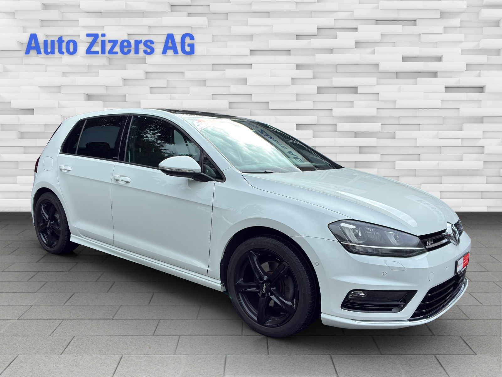 VW Golf 2.0 TDI Lounge R-Line 4Motion-image-7