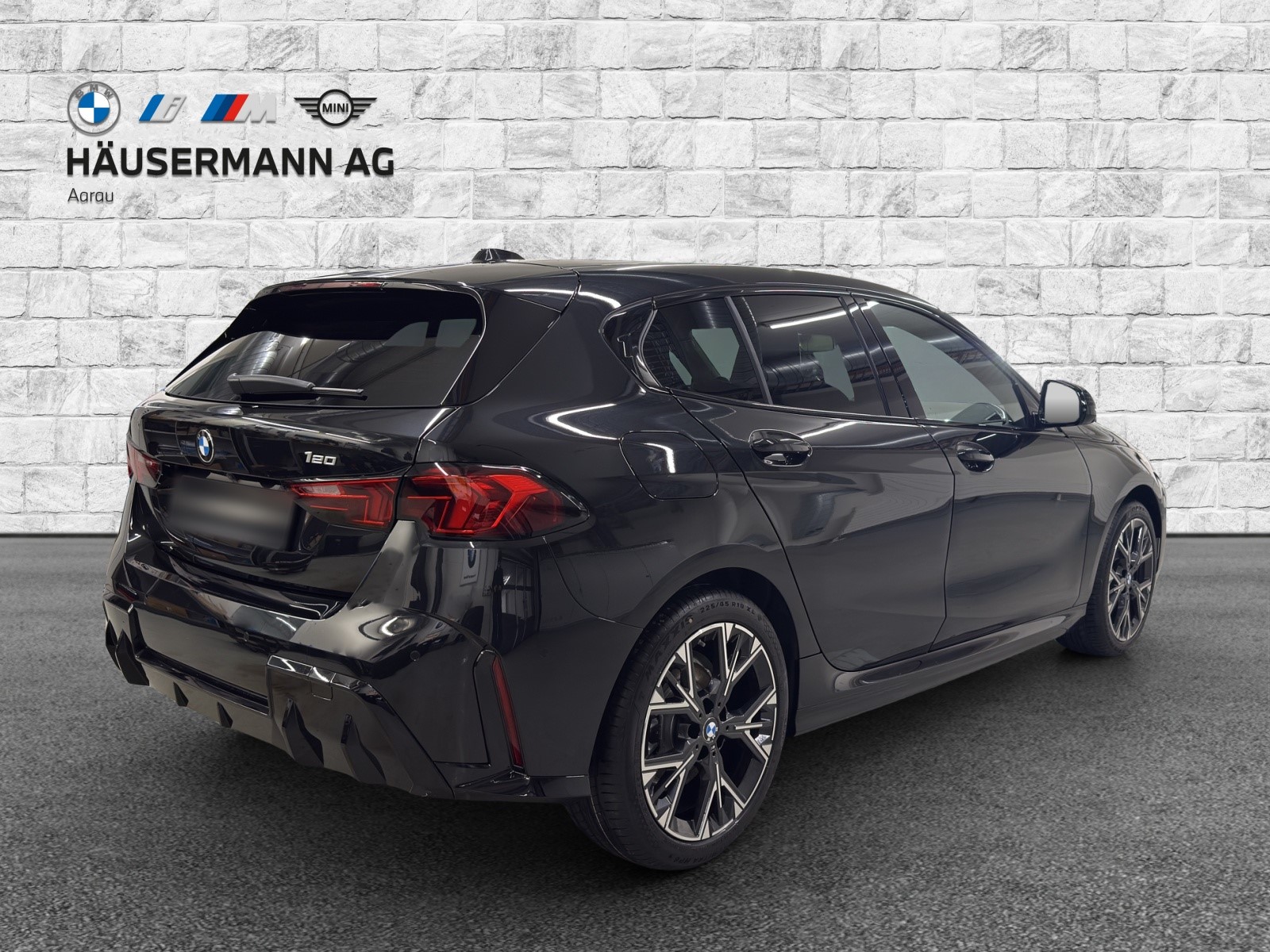 BMW 120 M Sport Steptronic-image-4