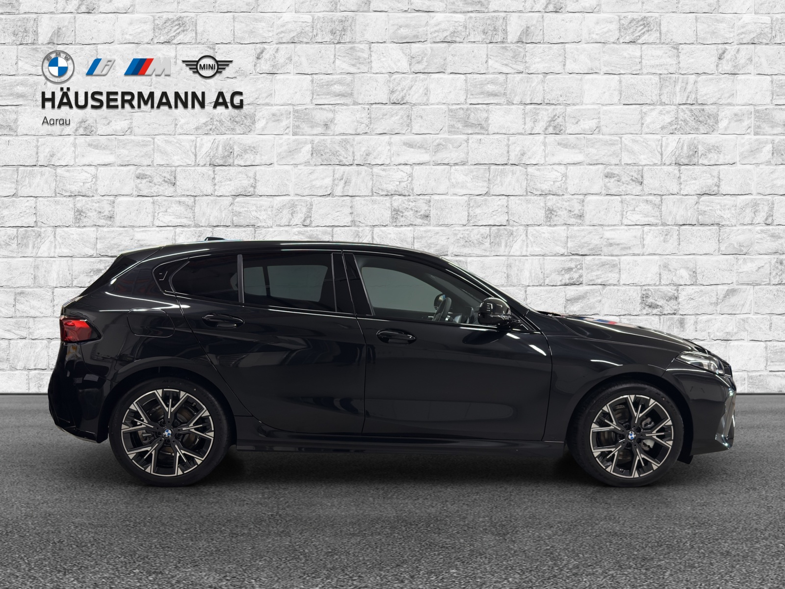 BMW 120 M Sport Steptronic-image-3