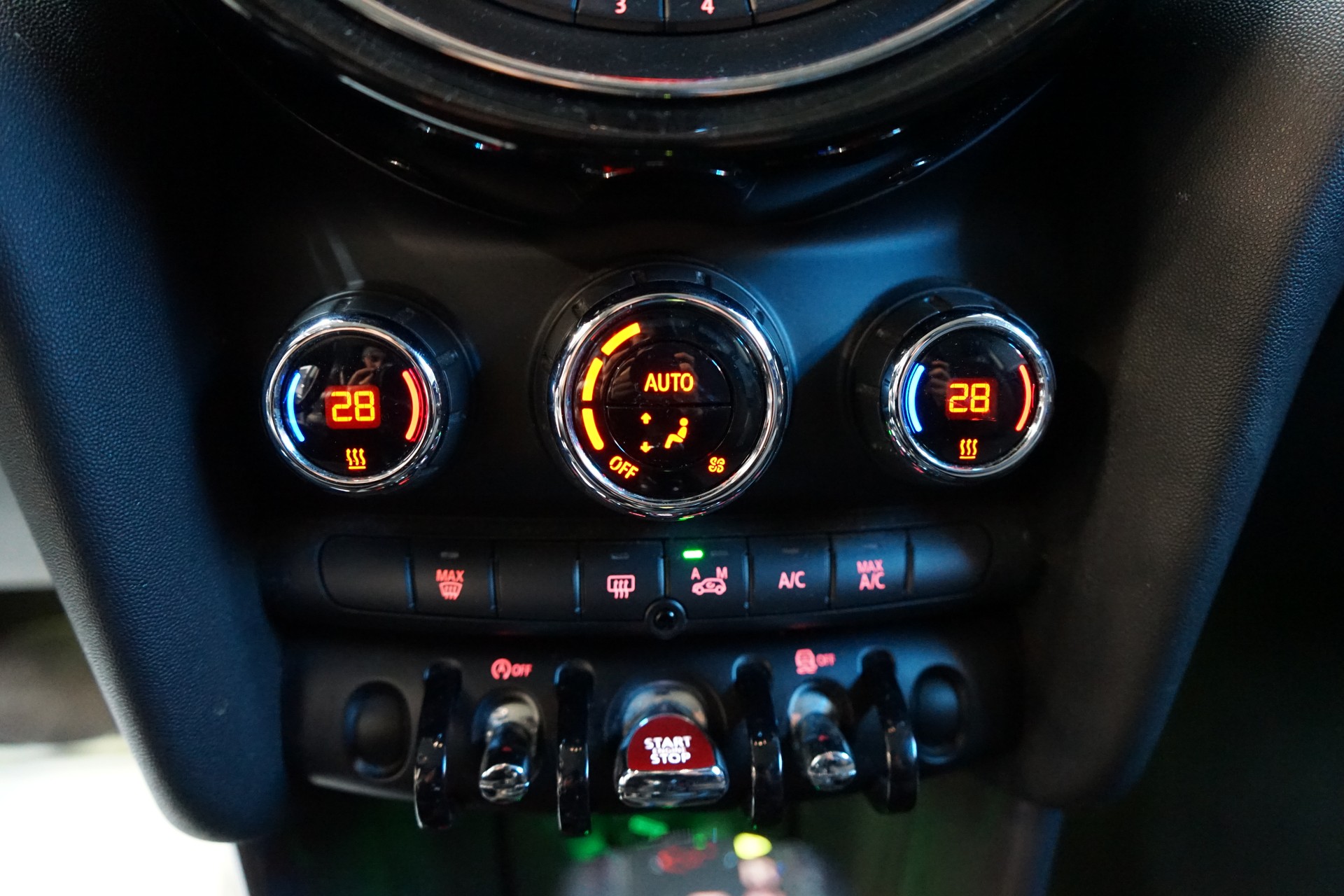 MINI Cooper Steptronic-image-12