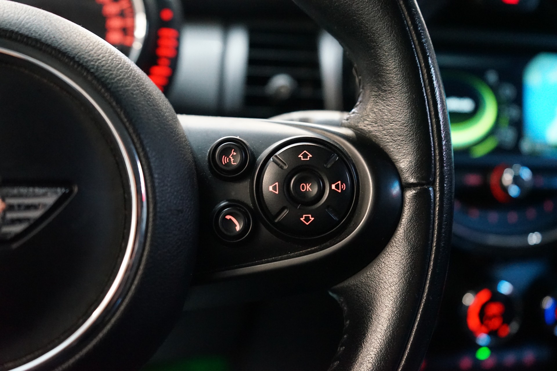 MINI Cooper Steptronic-image-8