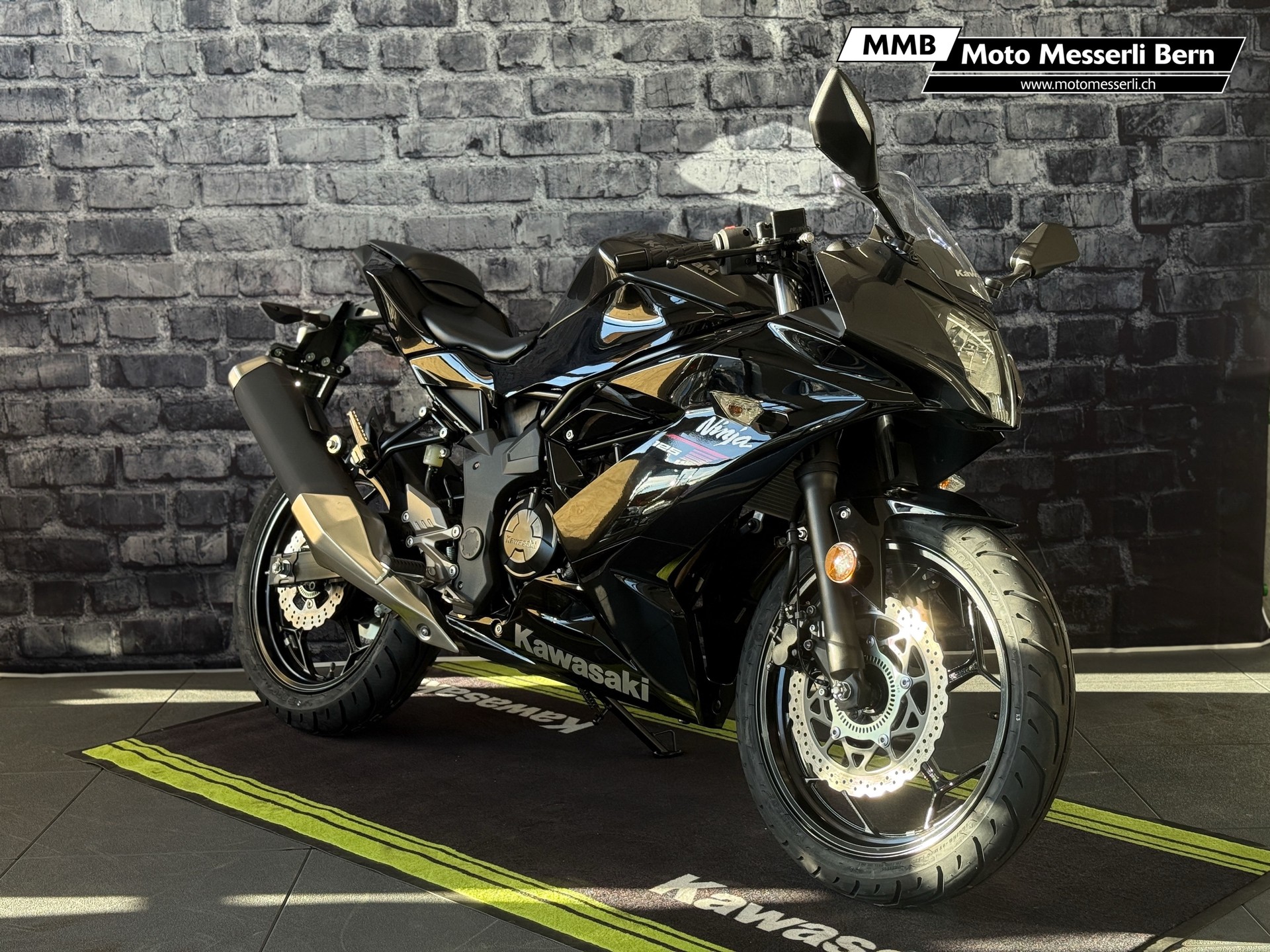 KAWASAKI Ninja 125