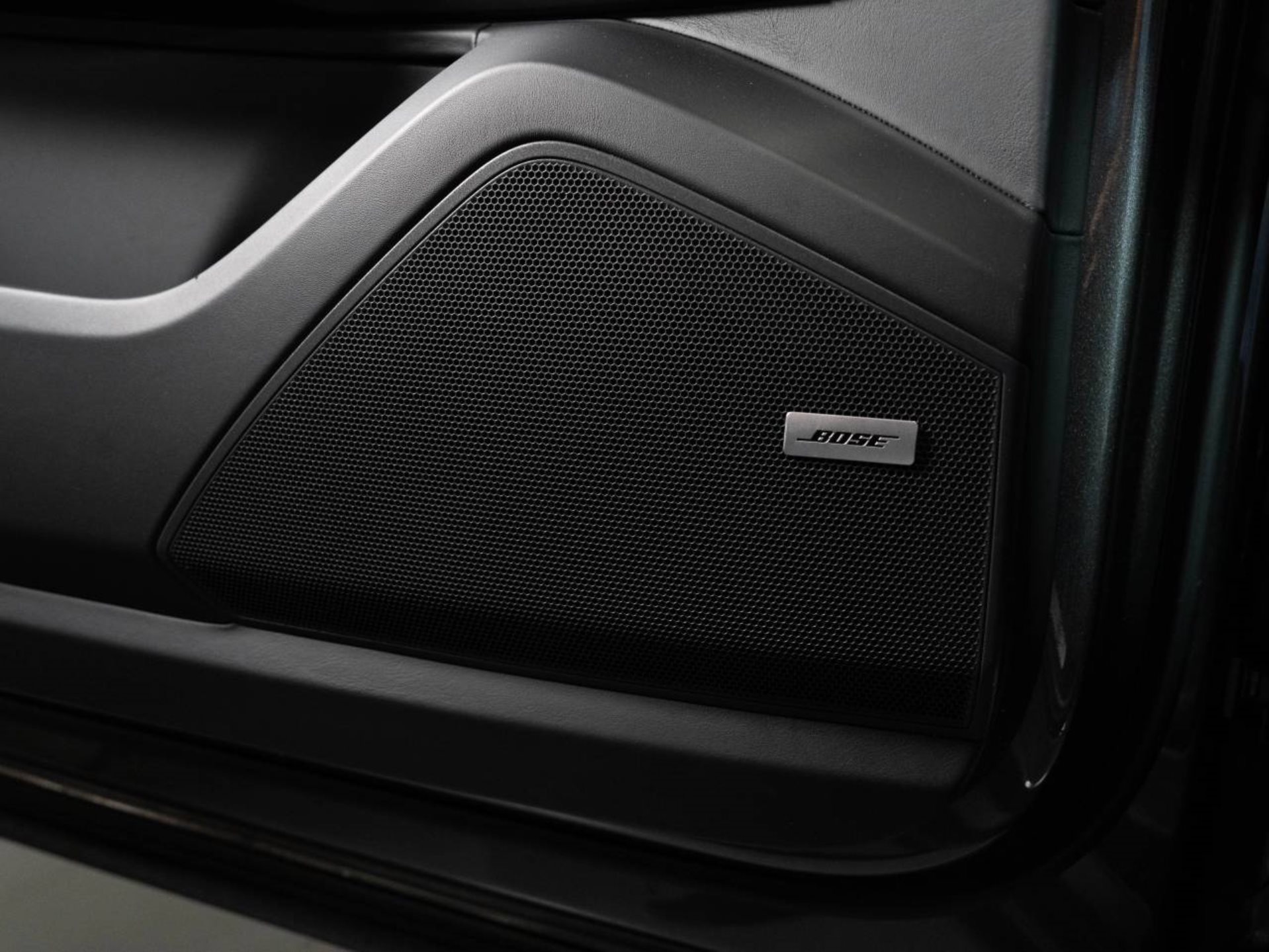 PORSCHE Cayenne Turbo Coupe-image-16