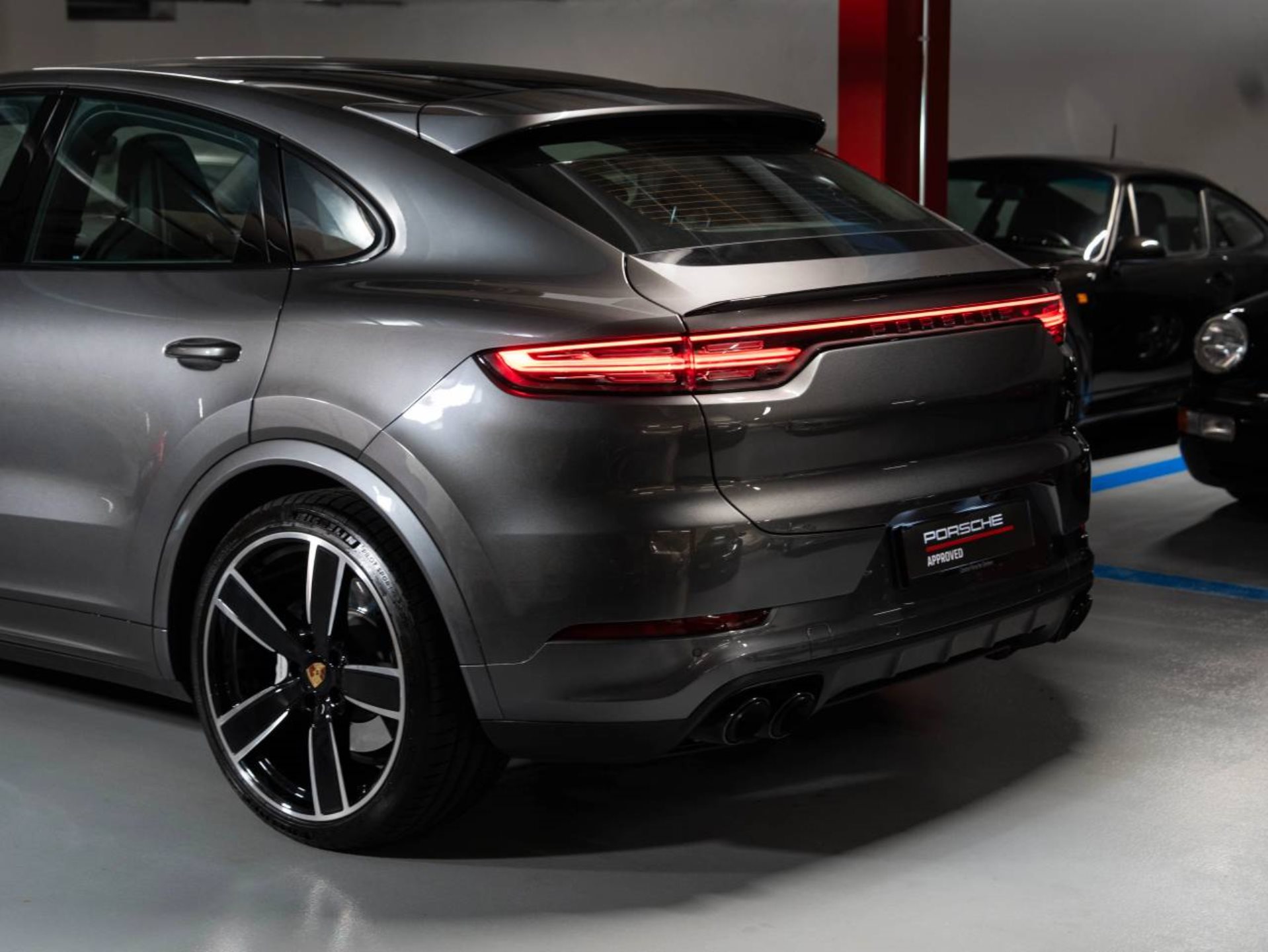 PORSCHE Cayenne Turbo Coupe-image-24