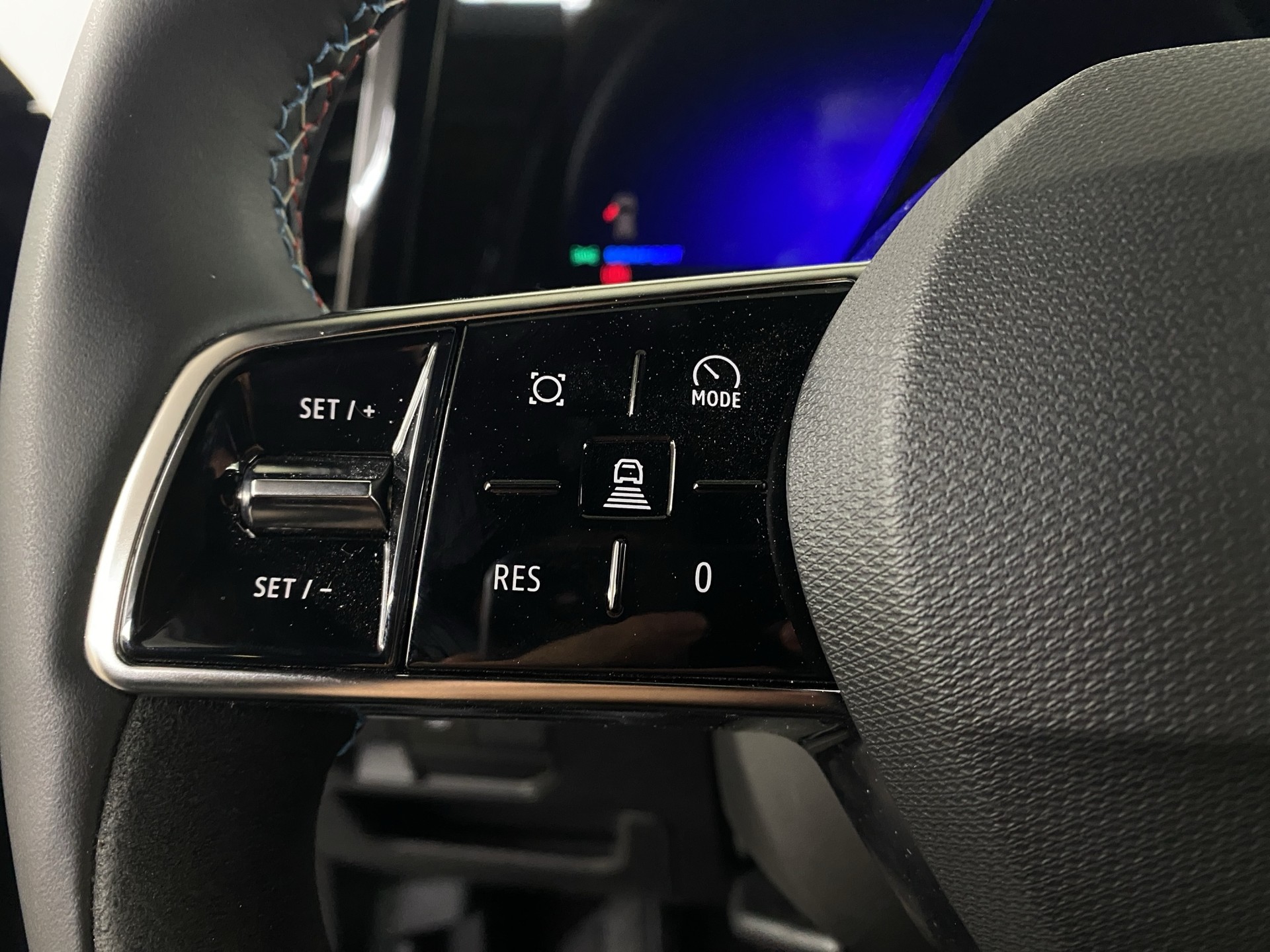 RENAULT Espace 1.2 E-Tech 200 Esprit Alpine 5-Sitze-image-14