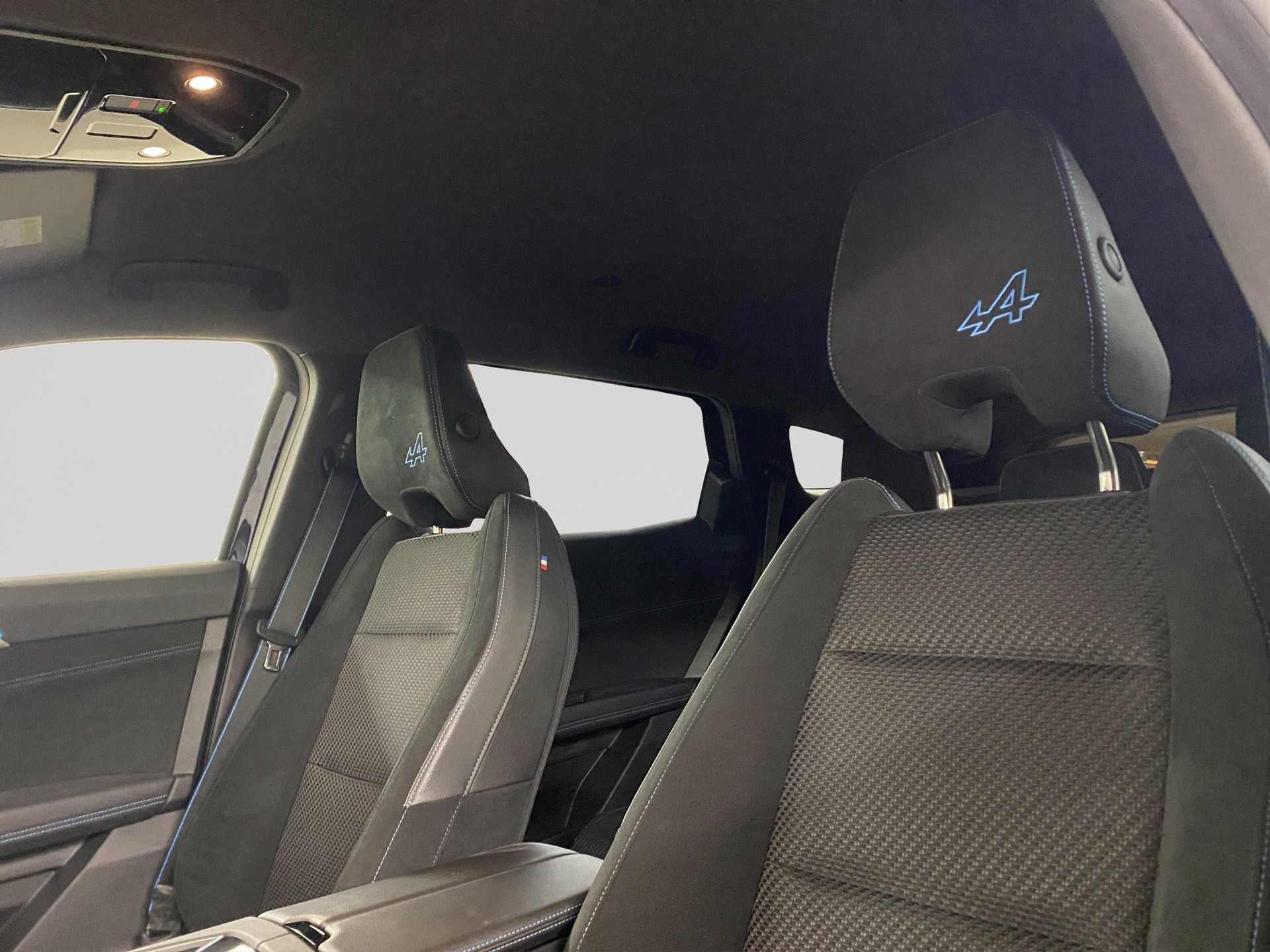RENAULT Espace 1.2 E-Tech 200 Esprit Alpine 5-Sitze-image-22
