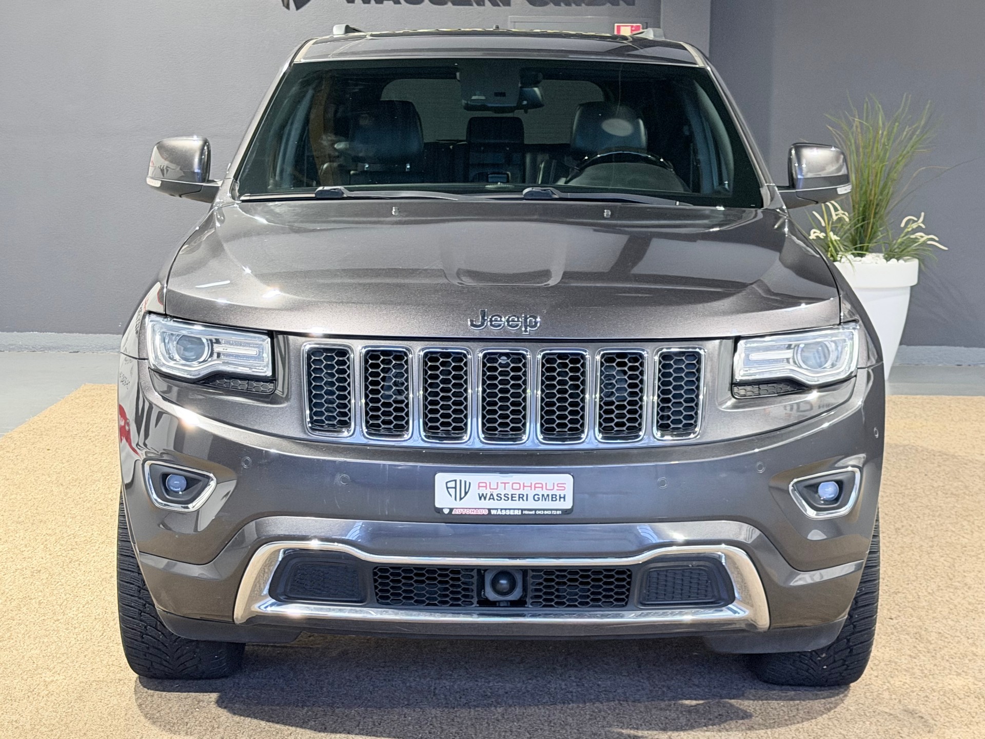 JEEP Grand Cherokee 3.0 CRD Overland Automatic-image-7
