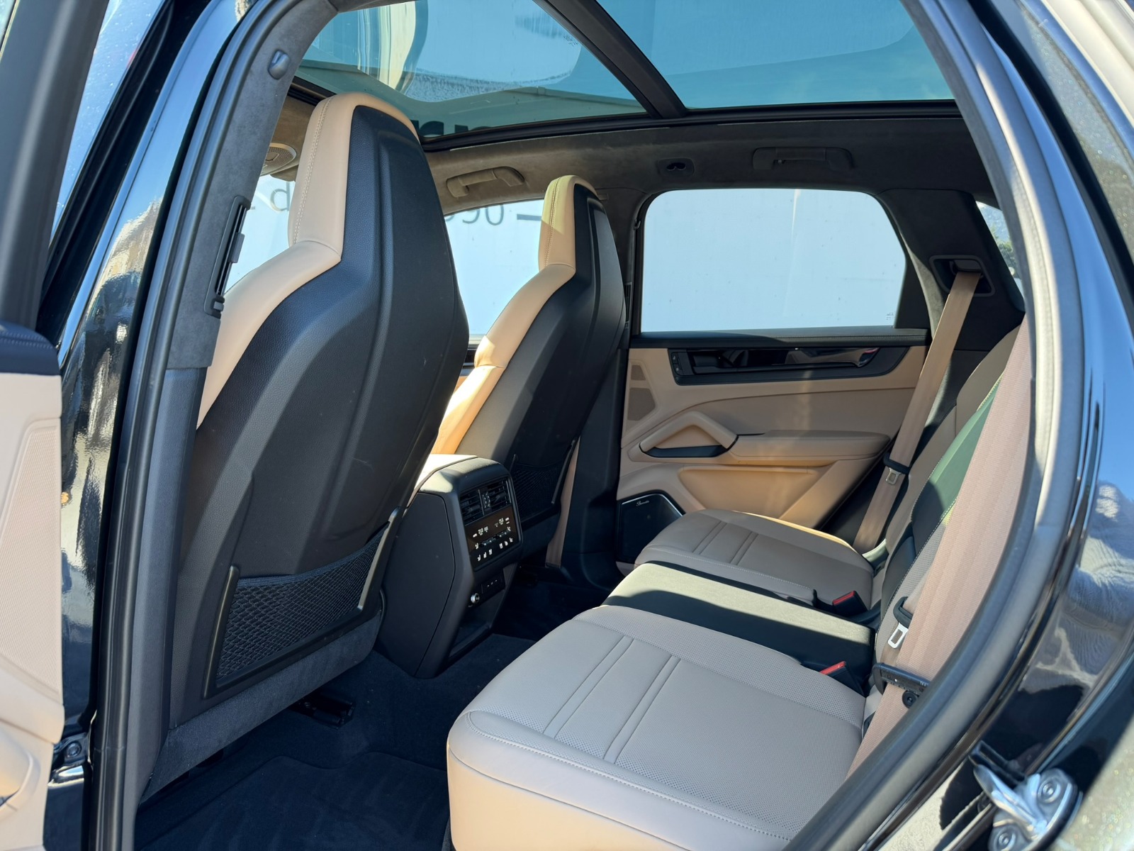 PORSCHE Cayenne GTS Tiptronic-image-11