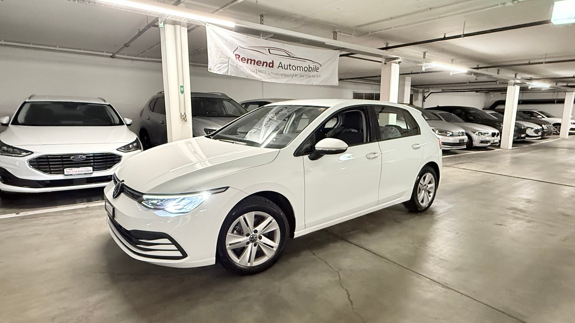 VW Golf 1.0 eTSI mHEV ACTLife DSG RF Kamera, Ambiente Beleuchtung-image-1