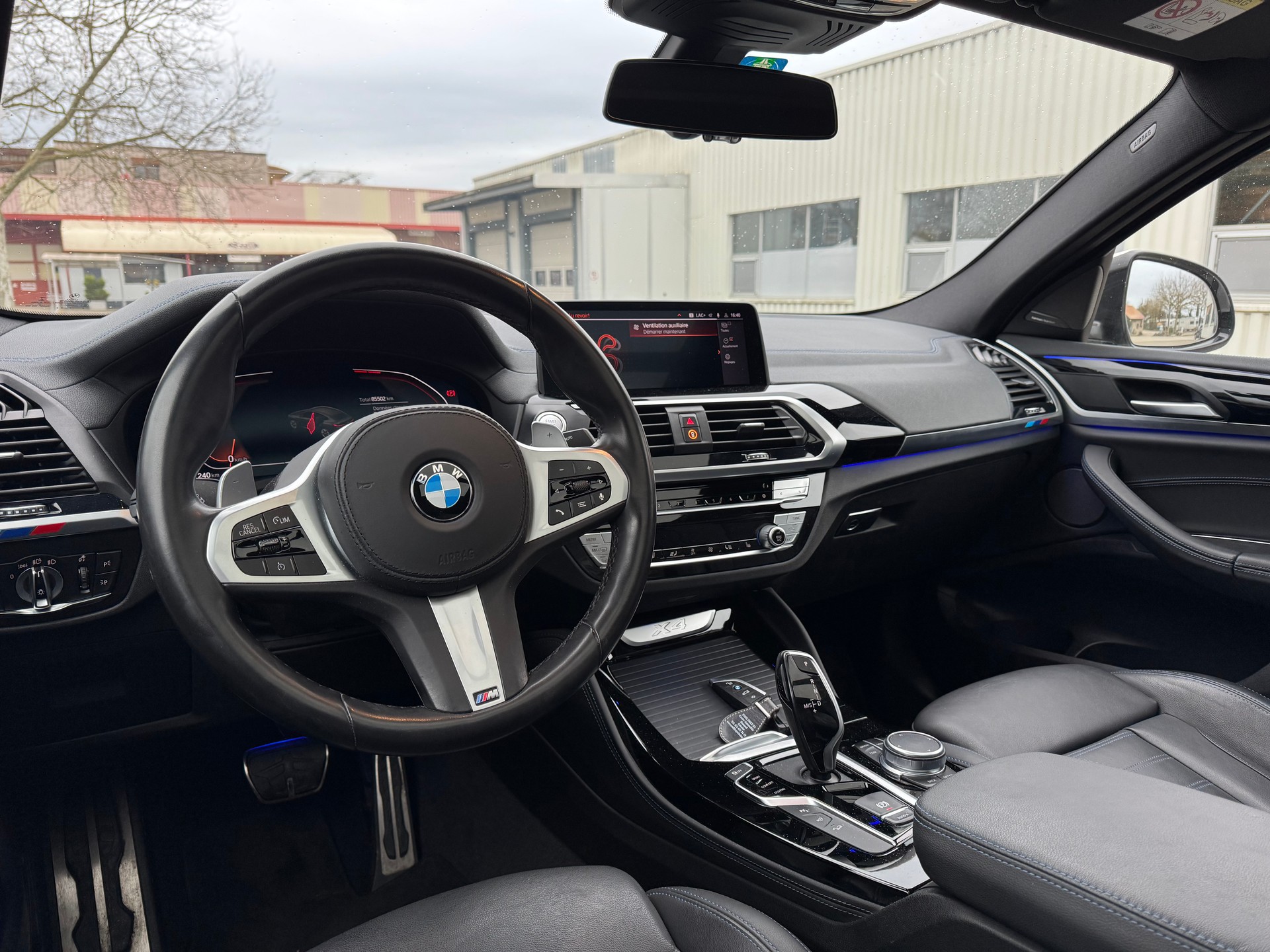 BMW X4 xDrive 30i Steptronic-image-10