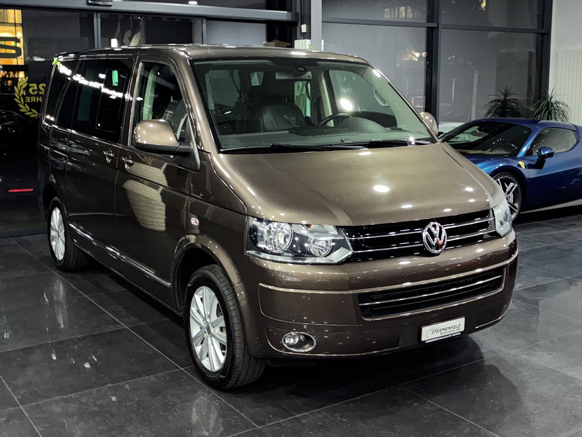 VW T5 Multivan 2.0 Bi-TDI CR Highline DSG-image-2