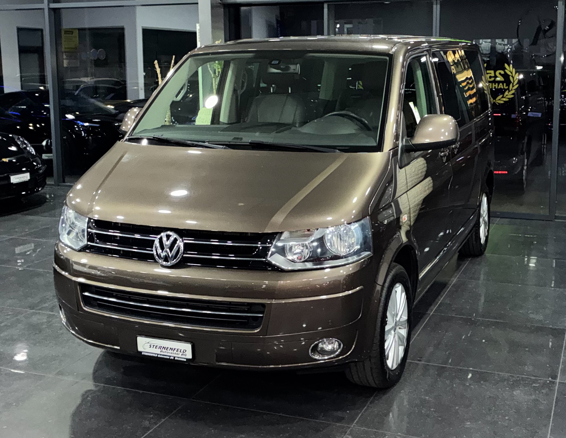 VW T5 Multivan 2.0 Bi-TDI CR Highline DSG-image-0