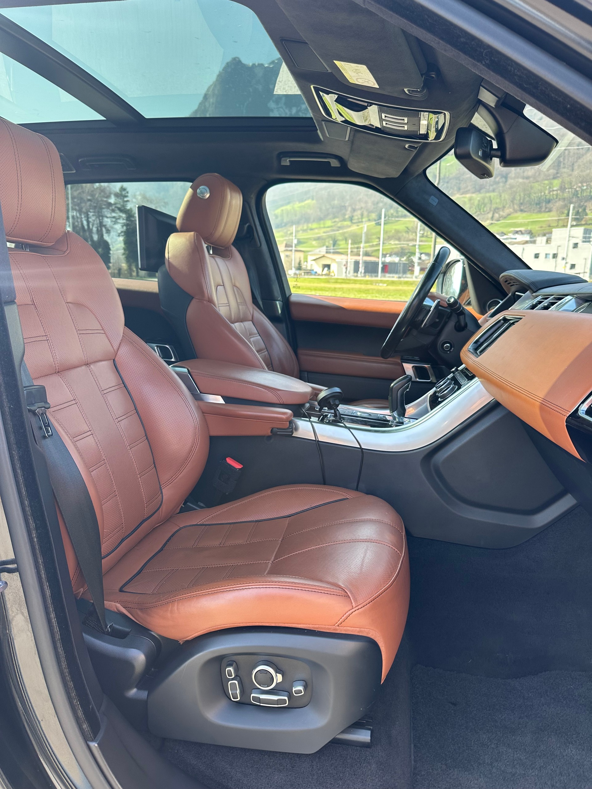 LAND ROVER Range Rover Sport 4.4 SDV8 Autobiography Automatic-image-9