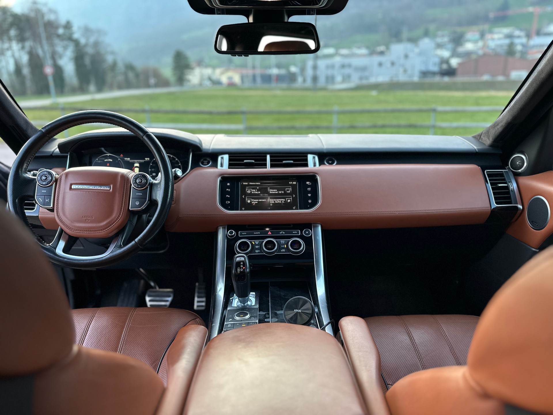 LAND ROVER Range Rover Sport 4.4 SDV8 Autobiography Automatic-image-6