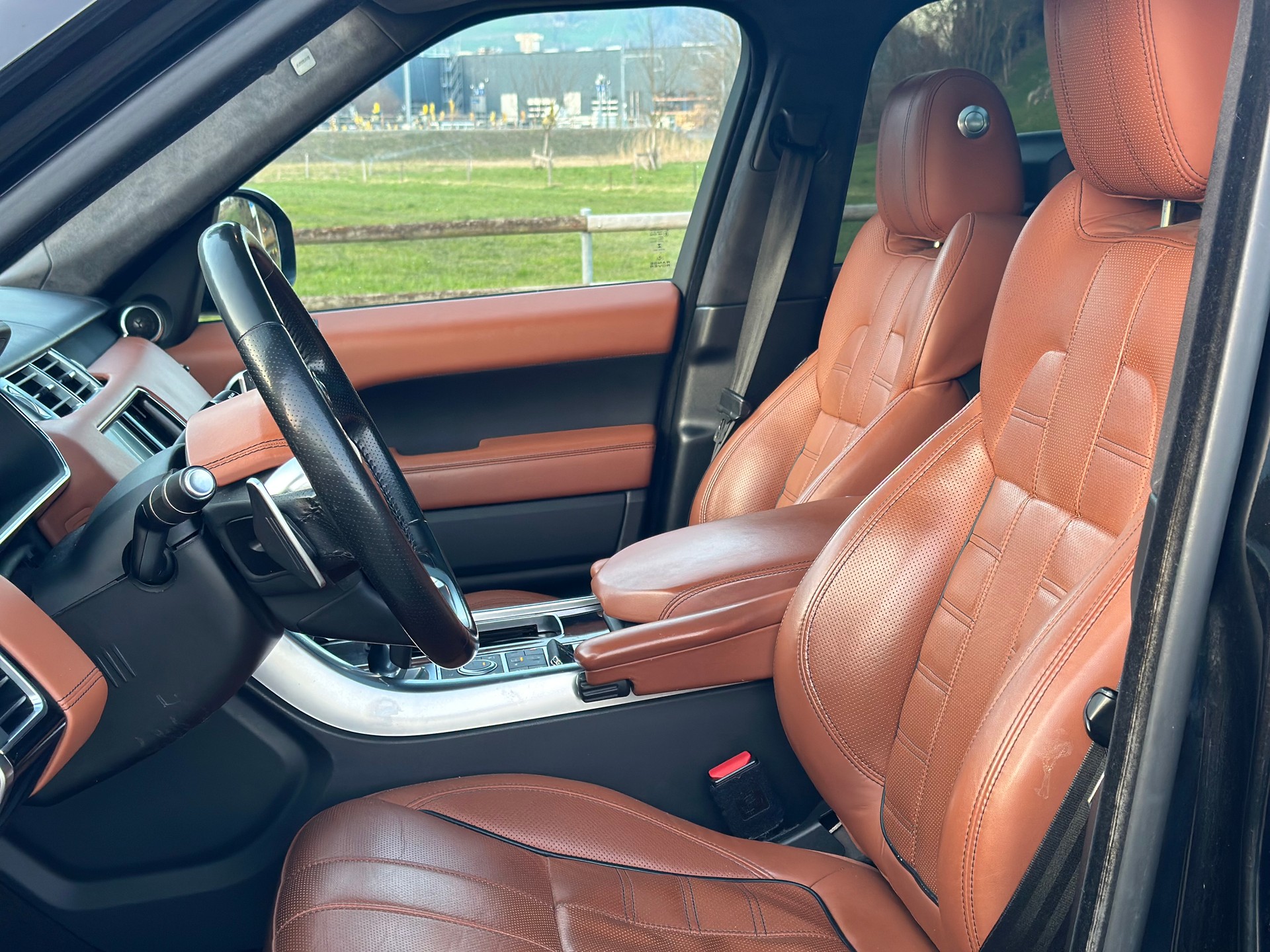 LAND ROVER Range Rover Sport 4.4 SDV8 Autobiography Automatic-image-8