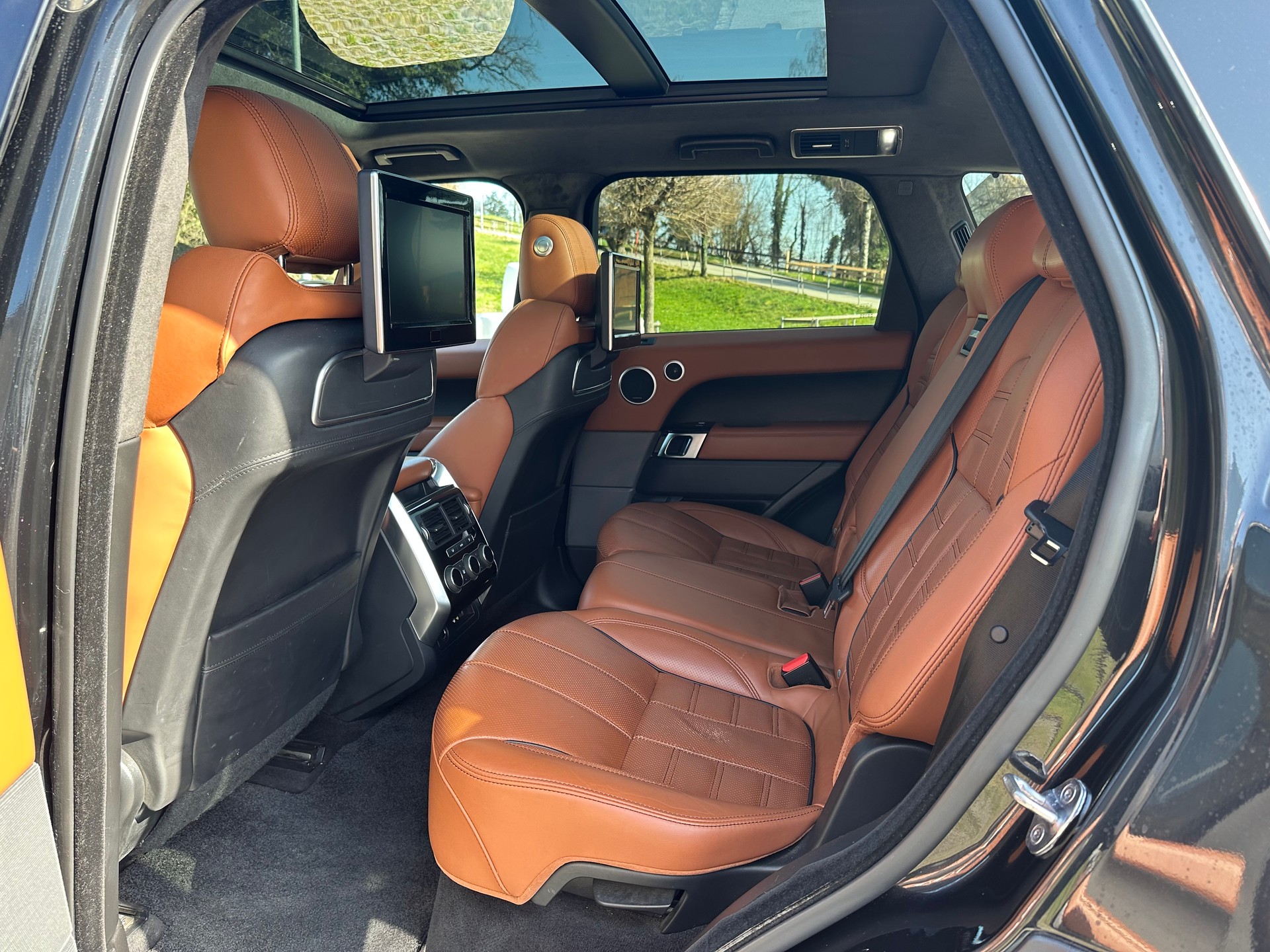 LAND ROVER Range Rover Sport 4.4 SDV8 Autobiography Automatic-image-16