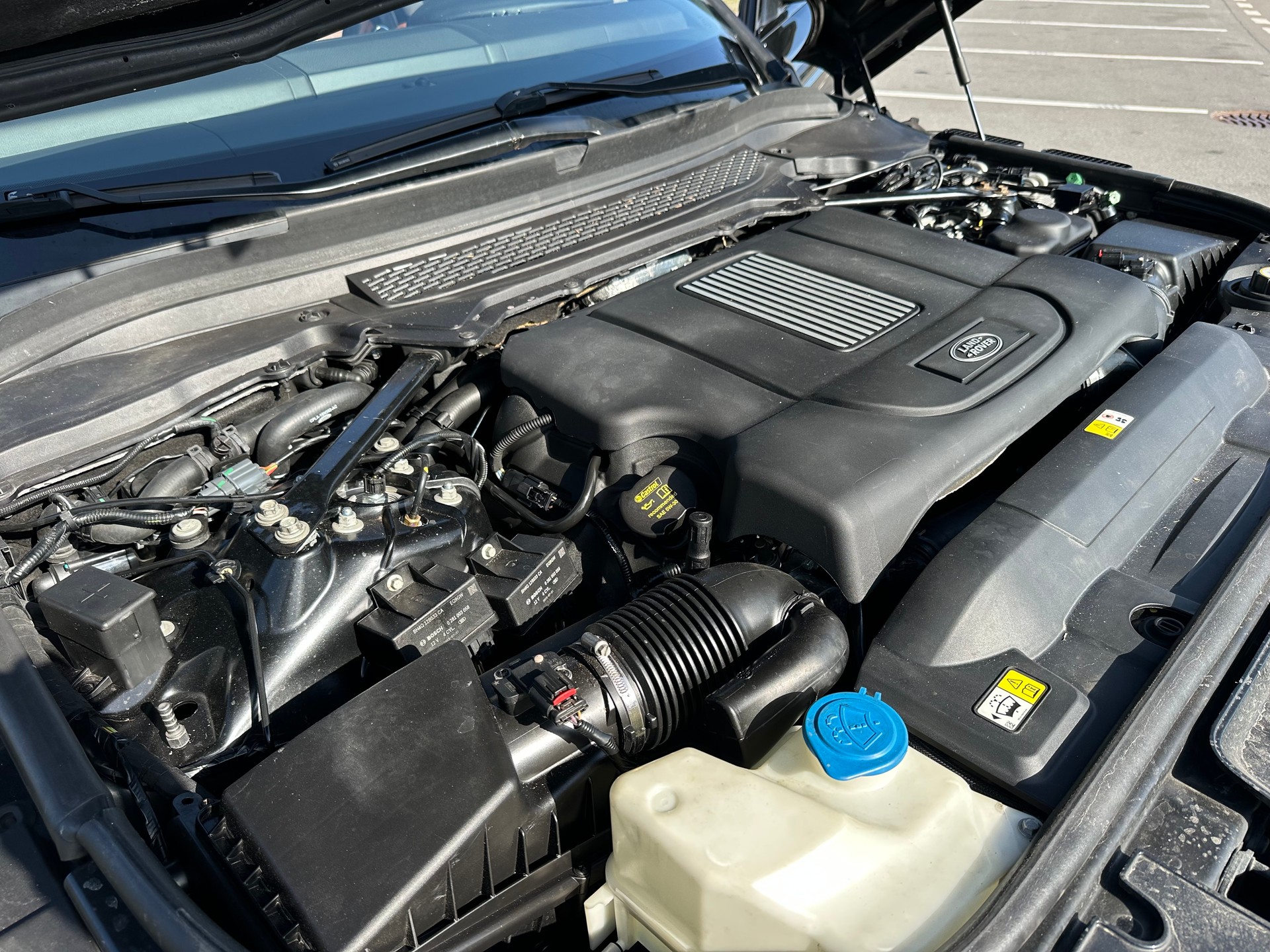 LAND ROVER Range Rover Sport 4.4 SDV8 Autobiography Automatic-image-19