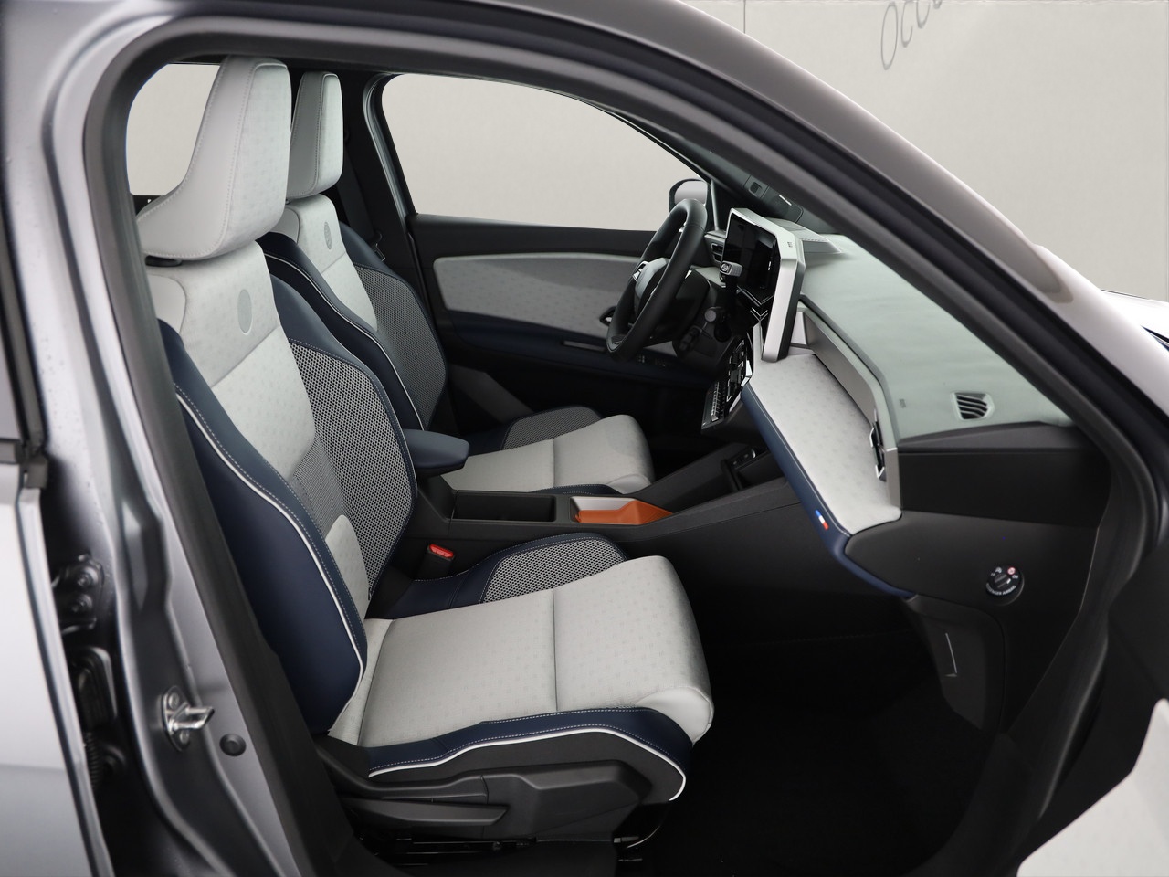 RENAULT R5 E-Tech Comfort Range Roland Garros-image-6