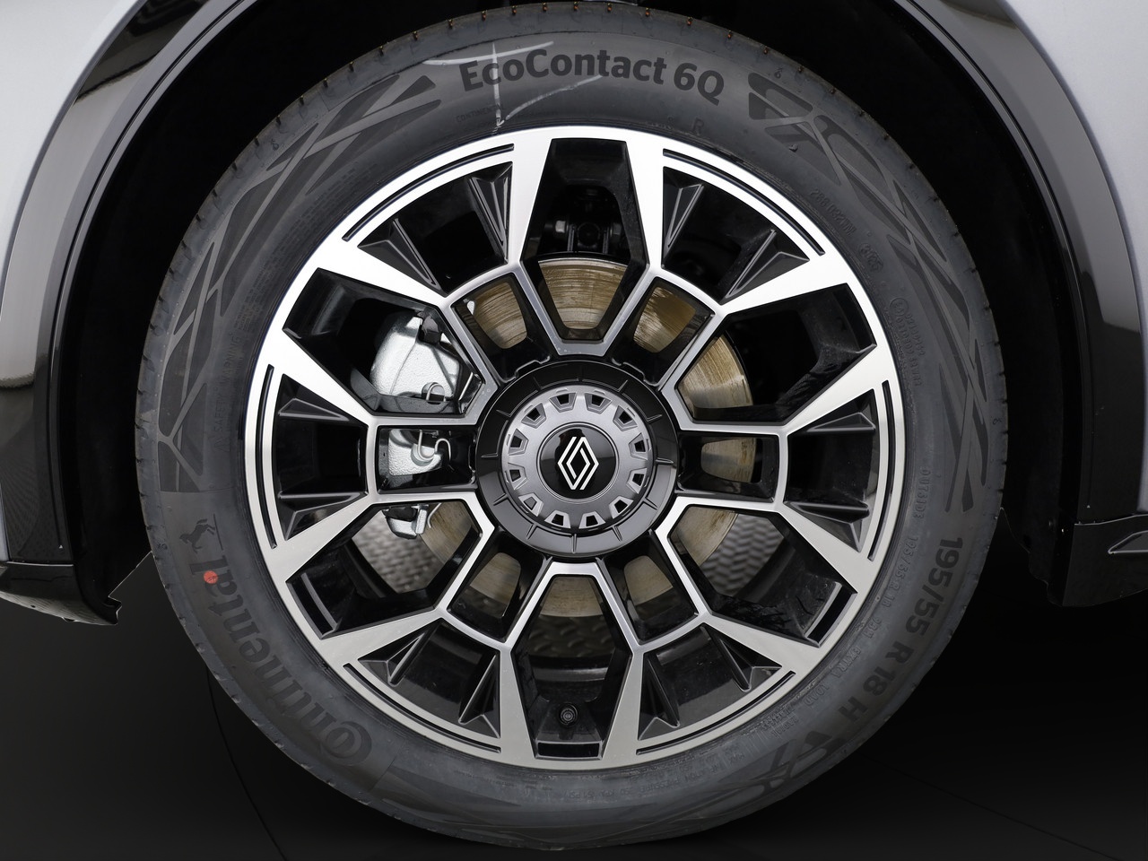 RENAULT R5 E-Tech Comfort Range Roland Garros-image-3