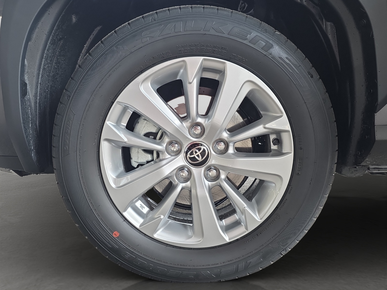 TOYOTA Yaris Cross 1.5 VVT-i HSD Comfort AWD-i-image-14