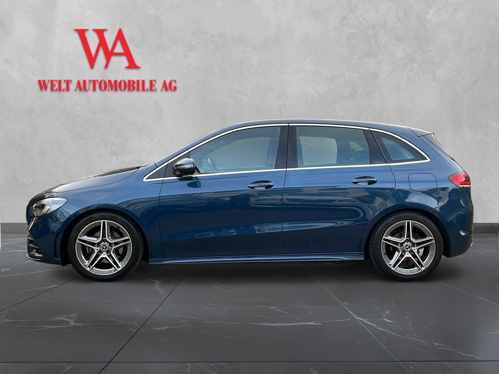 MERCEDES-BENZ B 180 AMG Line 7G-DCT-image-1