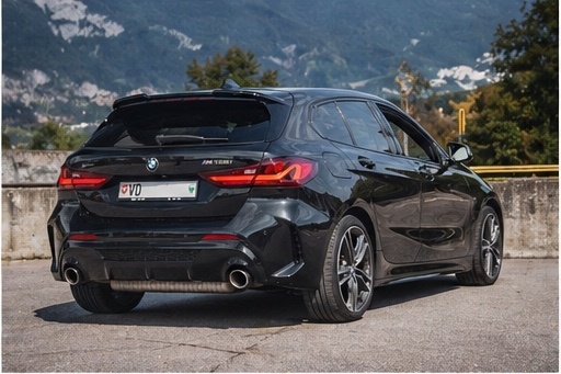 BMW M135i xDrive Steptronic-image-1