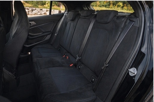 BMW M135i xDrive Steptronic-image-4