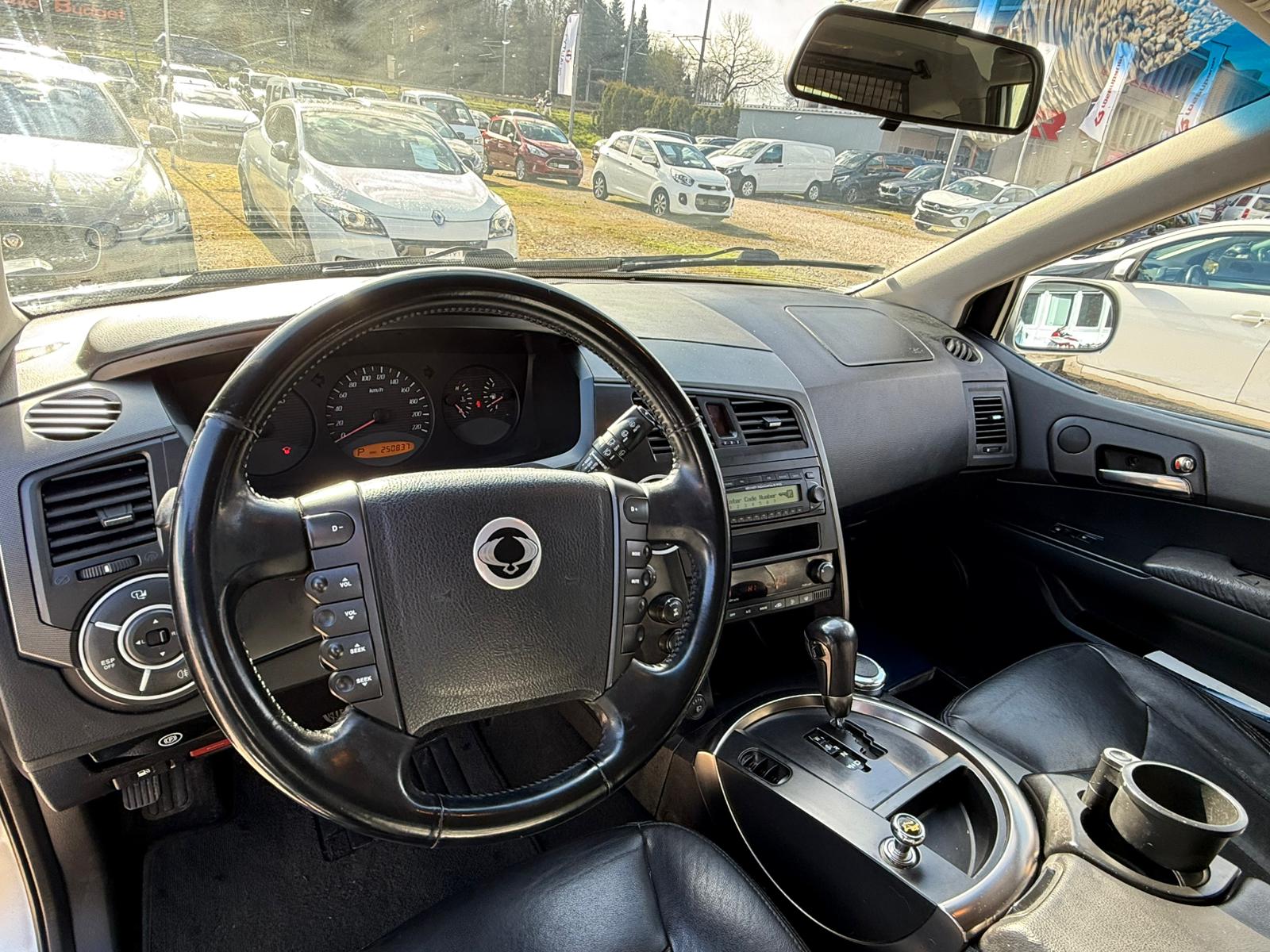 KGM-SsangYong Kyron 270 Xdi 4WD Comfort Automatic-image-11