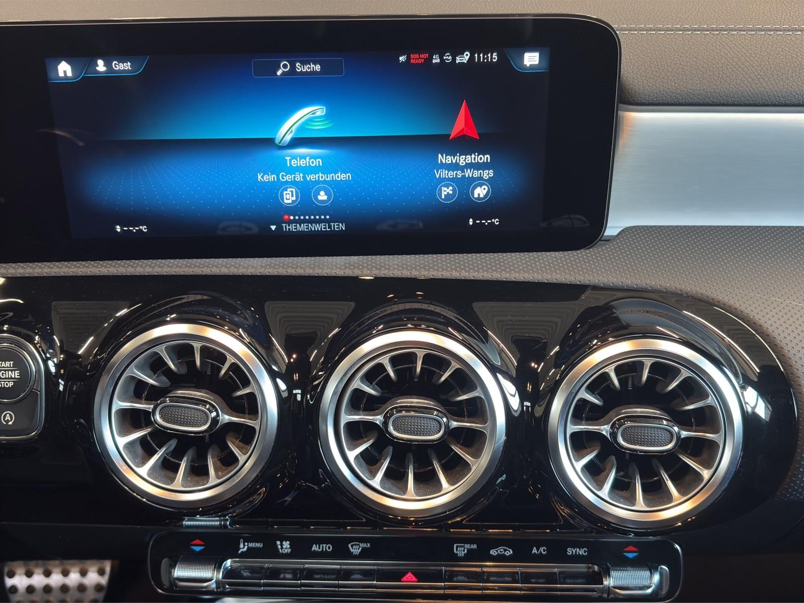 MERCEDES-BENZ CLA 35 AMG 4matic Shooting Brake-image-11