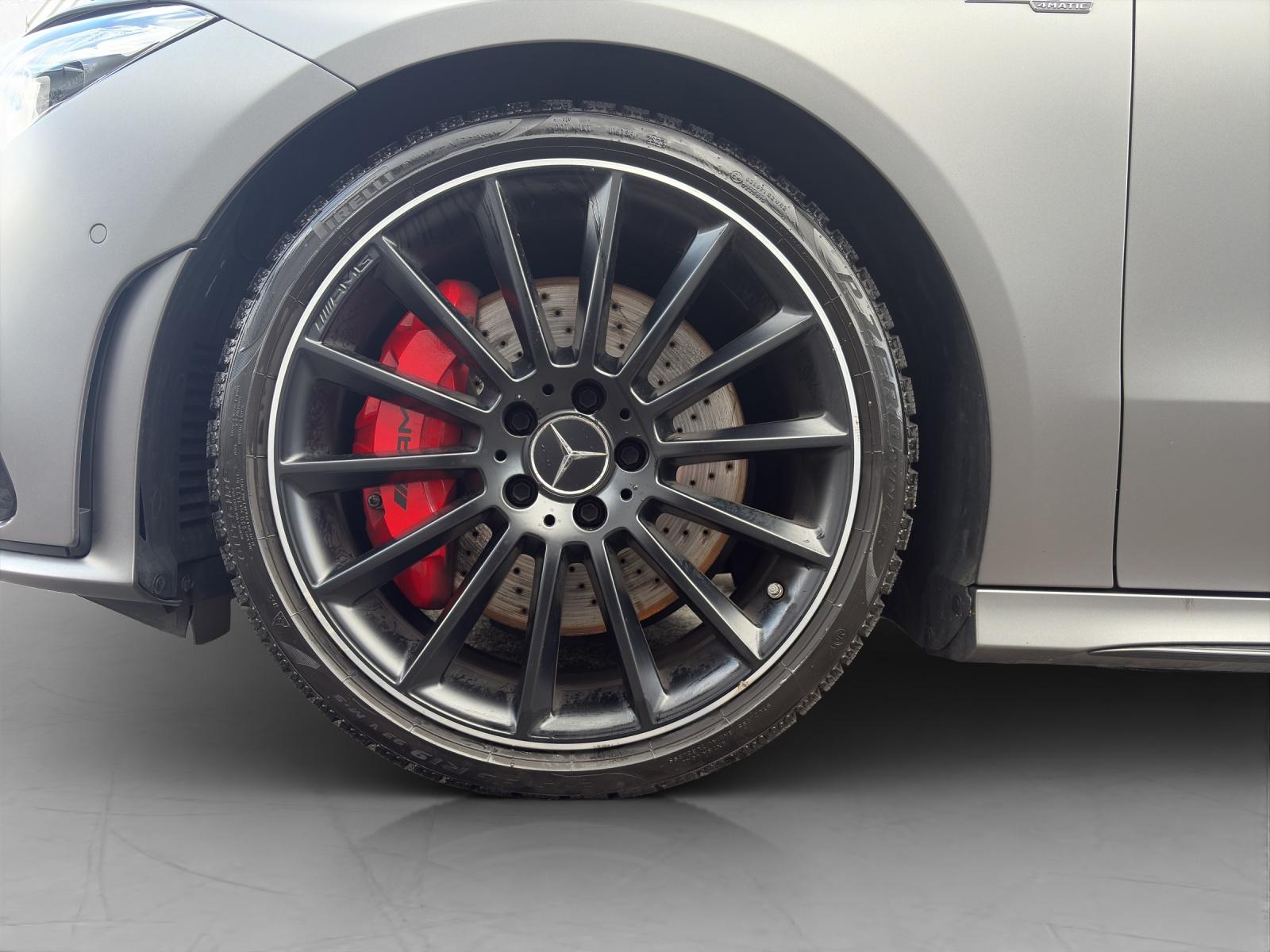 MERCEDES-BENZ CLA 35 AMG 4matic Shooting Brake-image-8