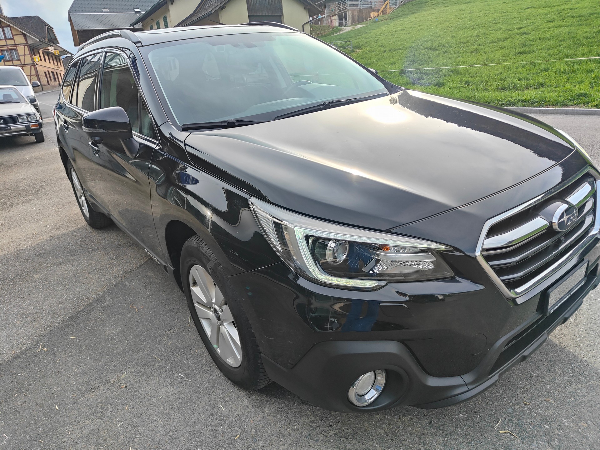 SUBARU Outback 2.5i Swiss Plus AWD Lineartronic-image-0