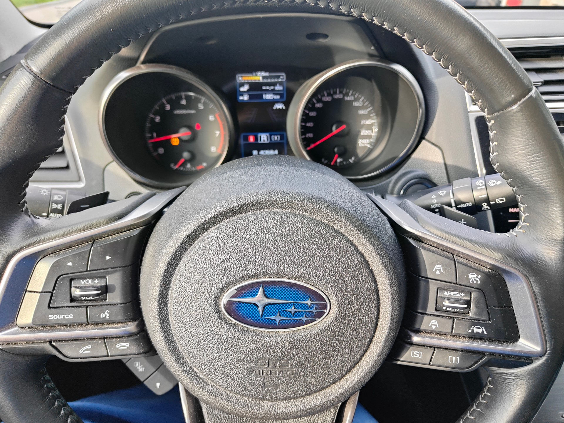 SUBARU Outback 2.5i Swiss Plus AWD Lineartronic-image-11